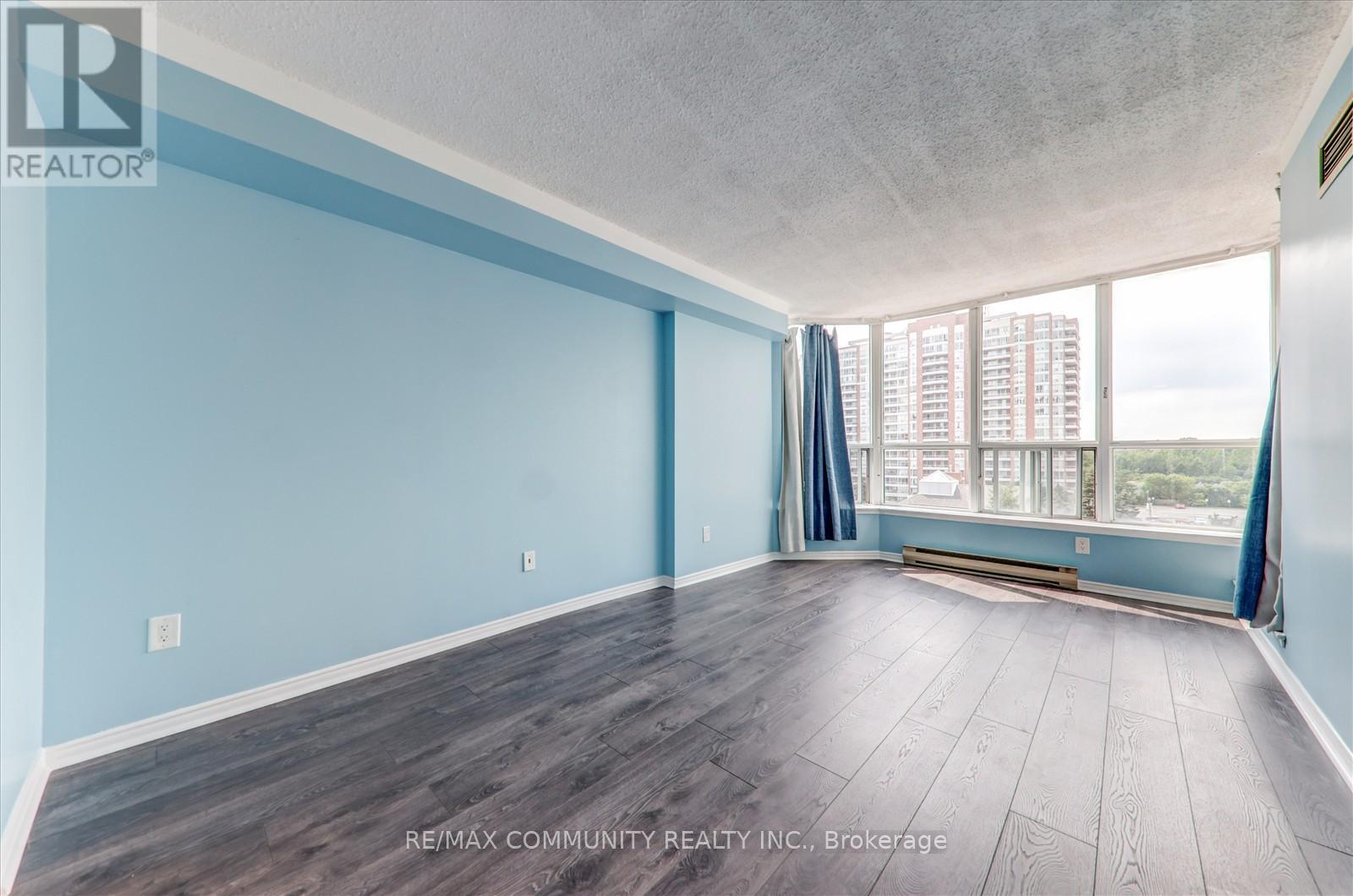 Photo 17 of 705 410 Mclevin Avenue, Toronto ON