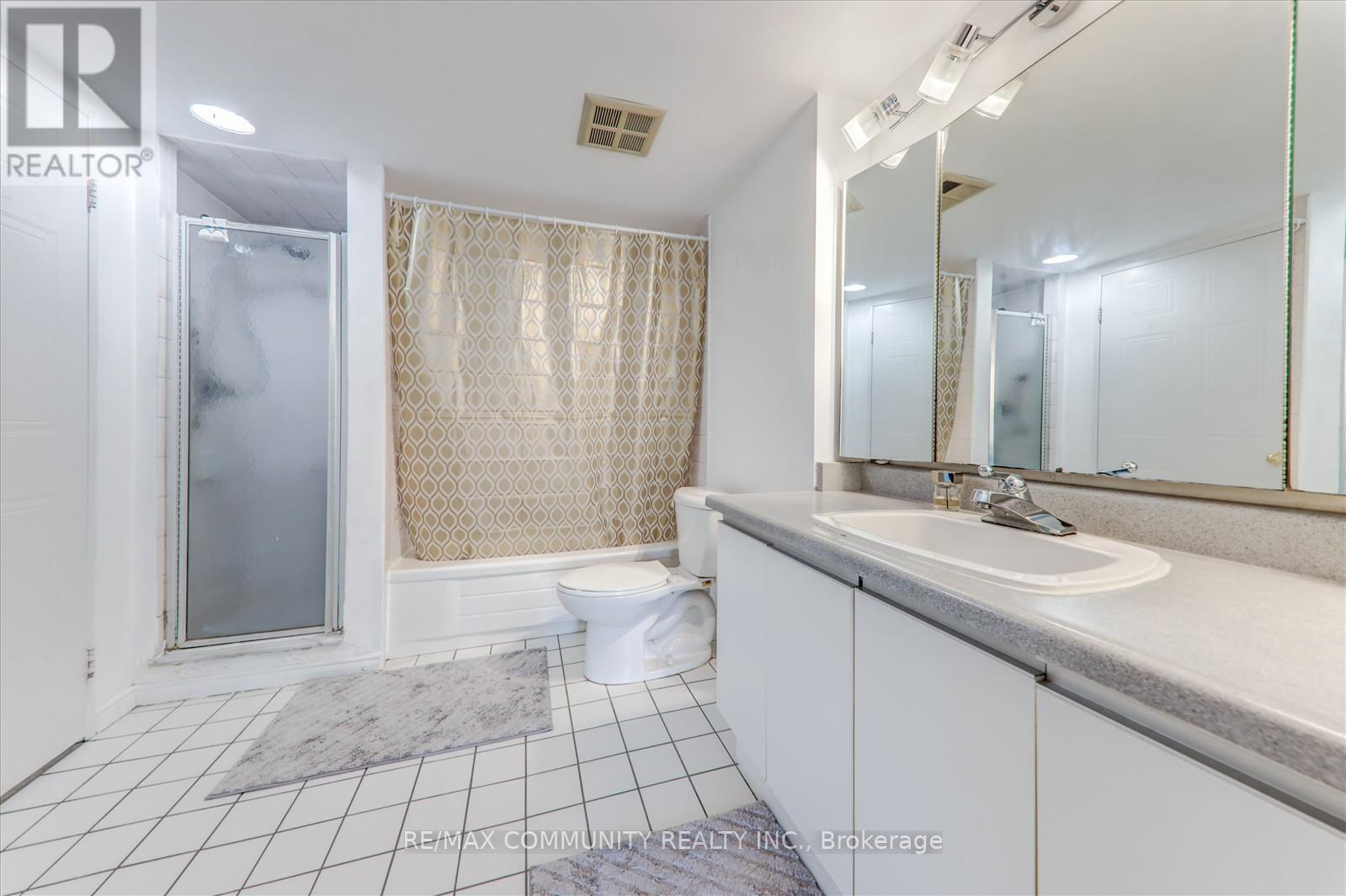 Photo 21 of 705 410 Mclevin Avenue, Toronto ON