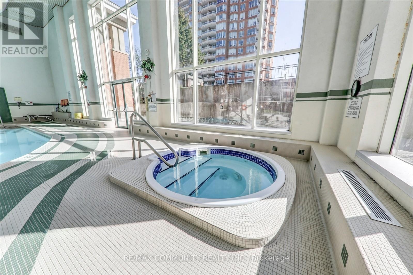 Photo 25 of 705 410 Mclevin Avenue, Toronto ON