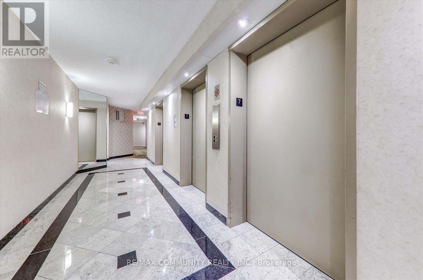 Photo 5 of 705 410 Mclevin Avenue, Toronto ON