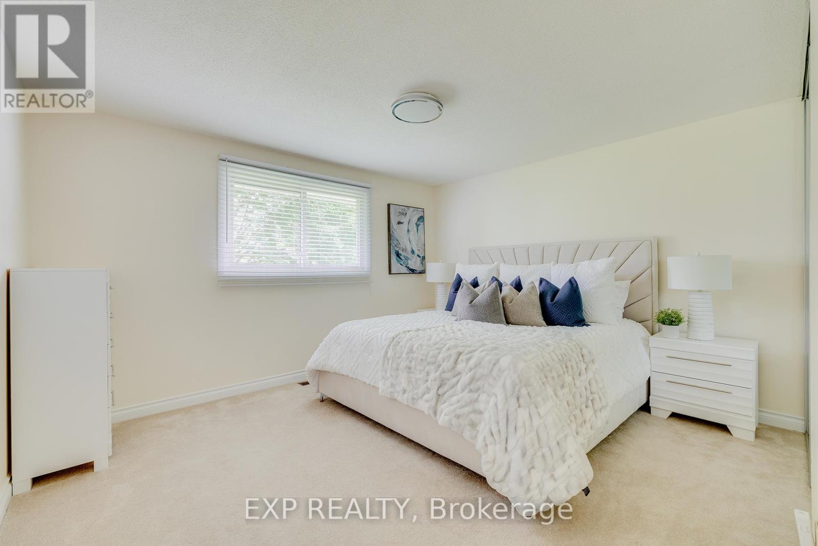 Photo 11 of 15 Laguna Crescent, St Catharines ON