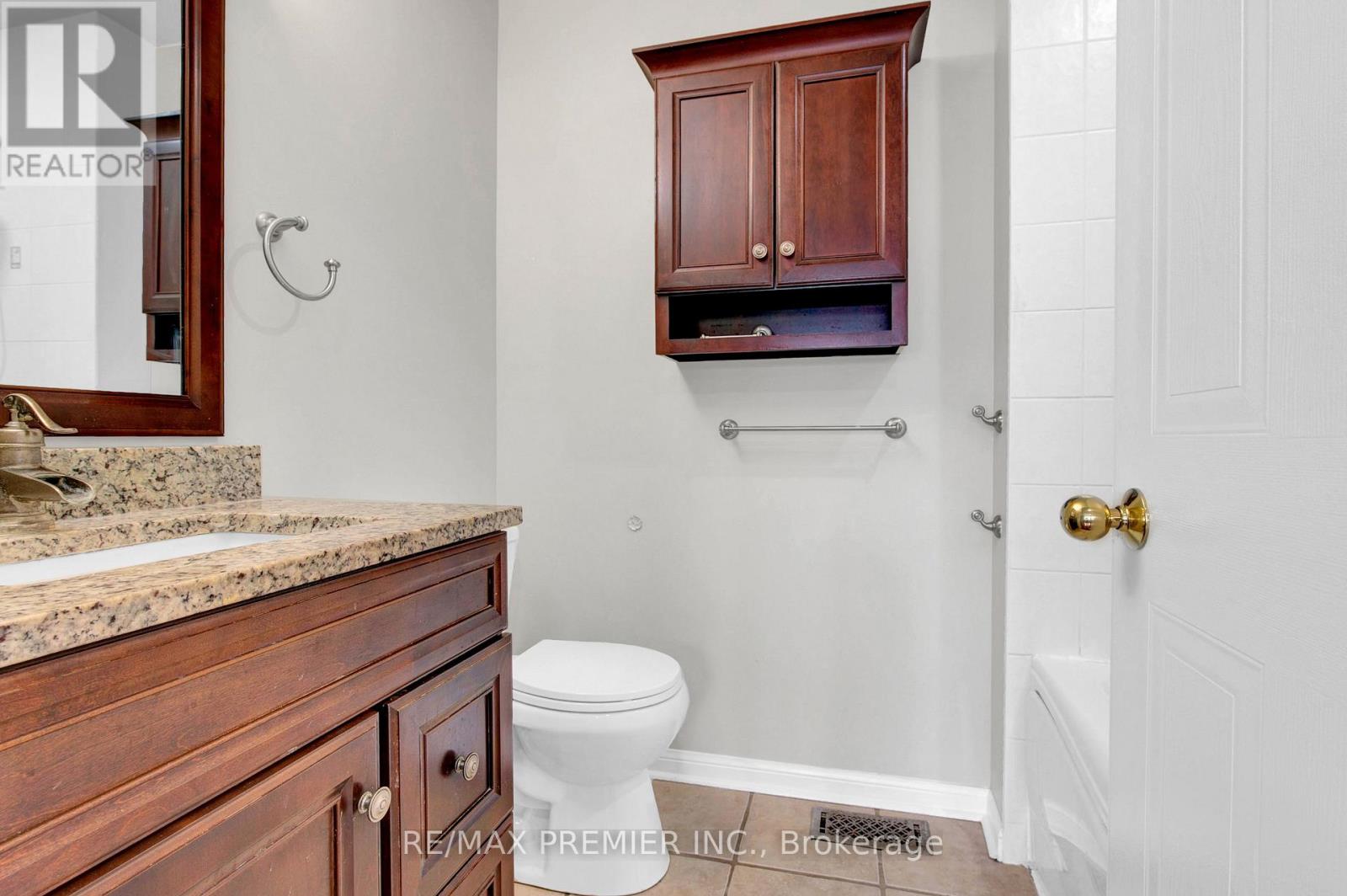 Photo 30 of 215 Garth Massey Drive, Cambridge ON