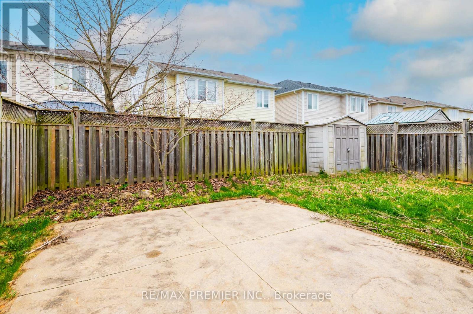 Photo 33 of 215 Garth Massey Drive, Cambridge ON