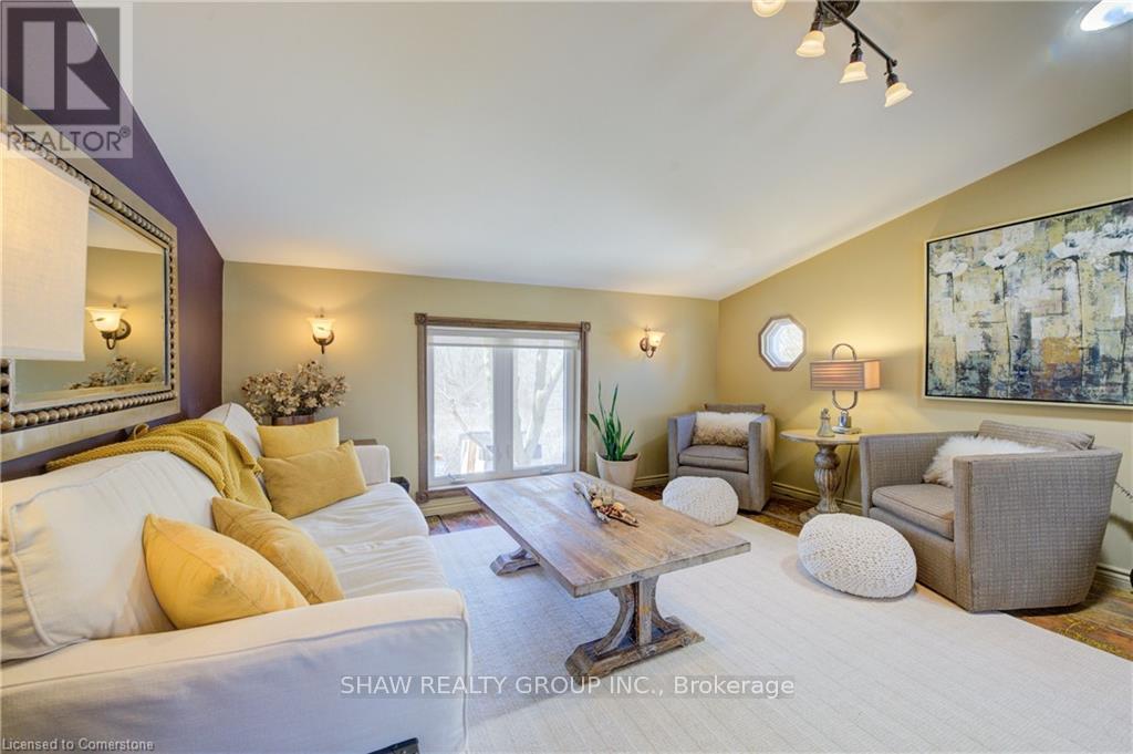 Photo 17 of 1276 Swan Street, North Dumfries ON