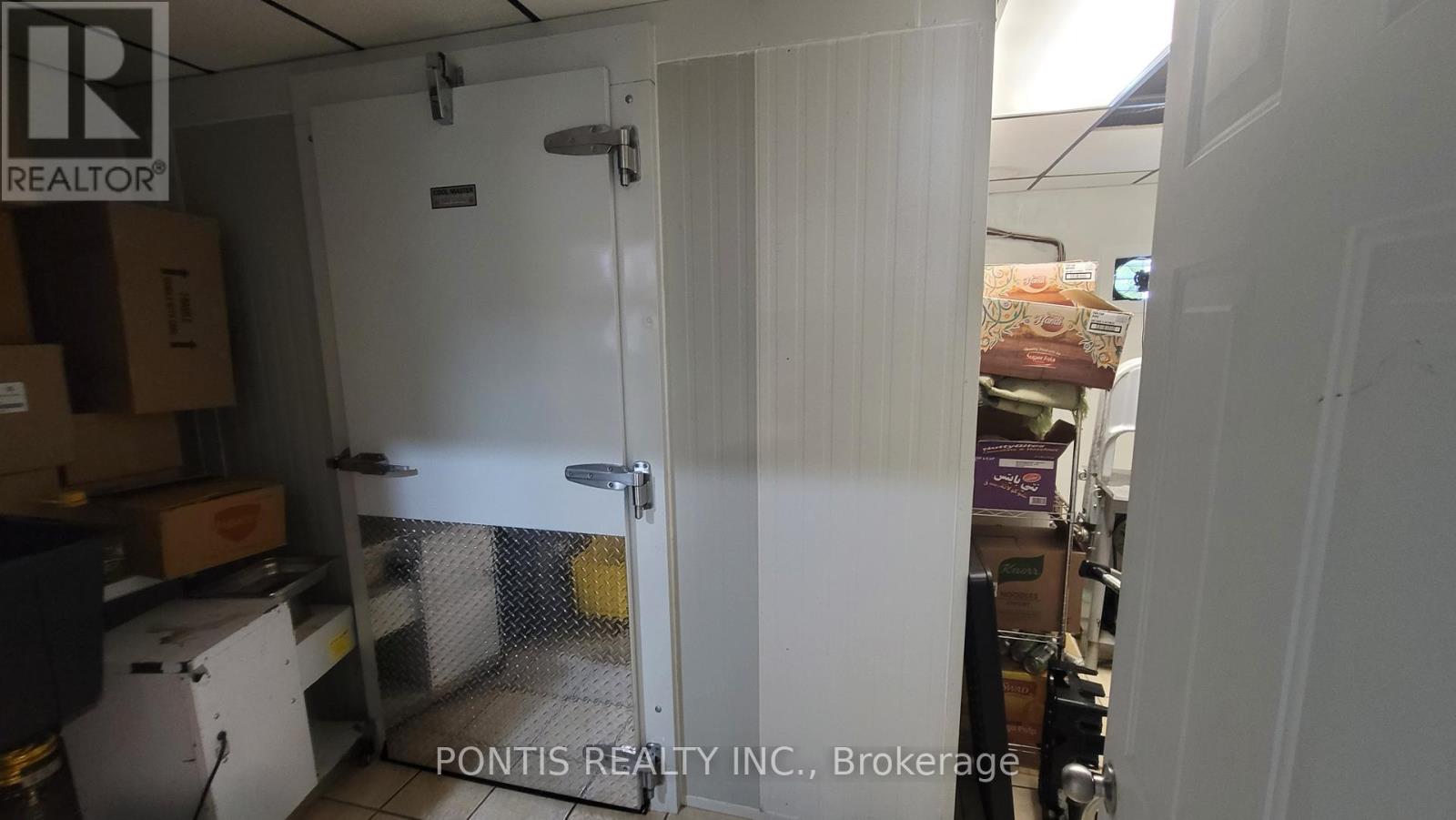 Photo 6 of B 210 Samuelson Street, Cambridge ON