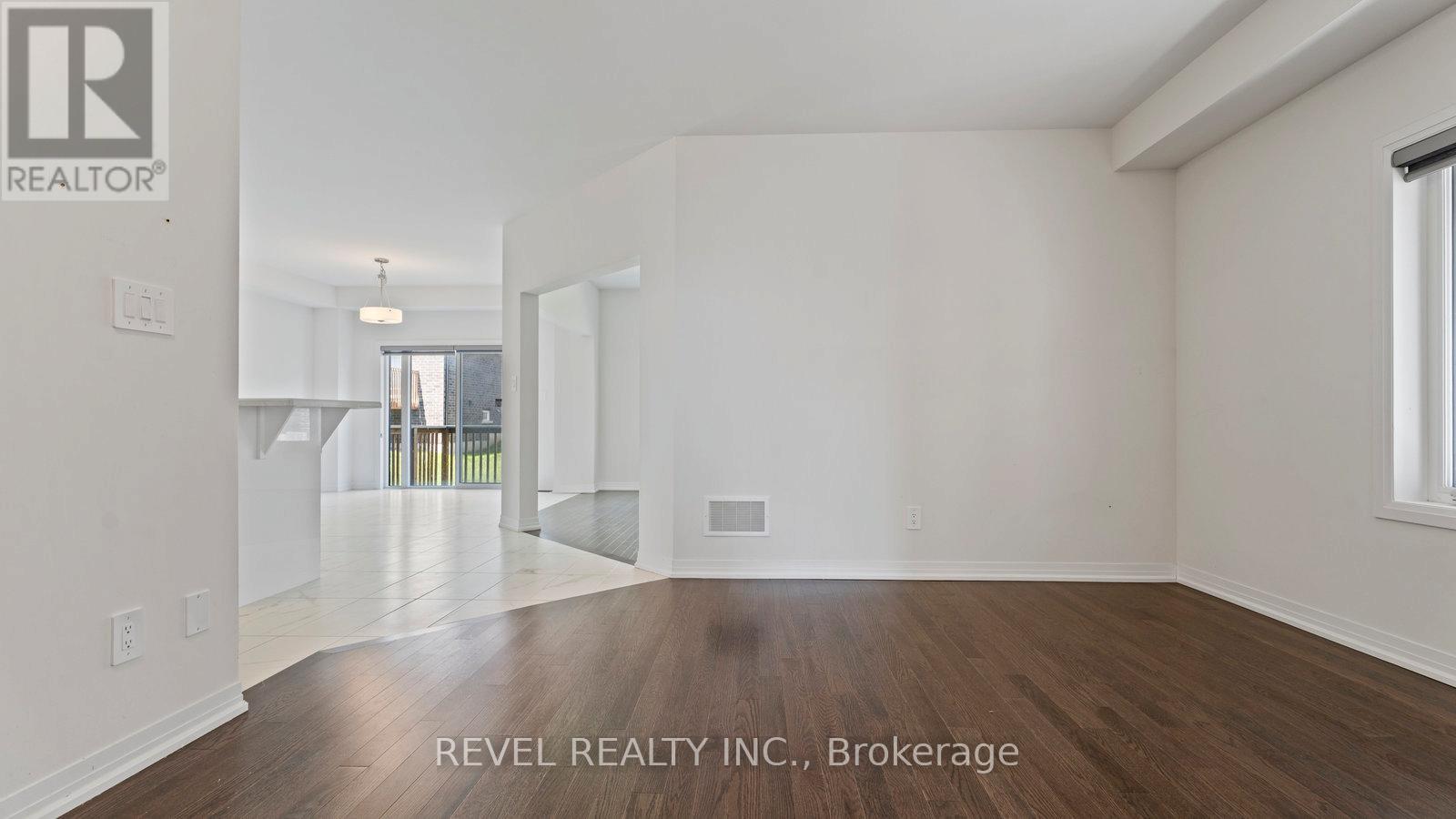 Photo 5 of Upper 55 Hitchman Street, Brant ON