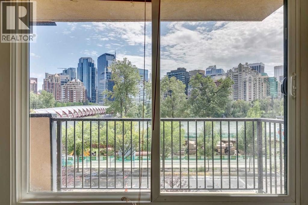 Single Family House for Sale in   Memorial Drive NW Sunnyside Calgary 
