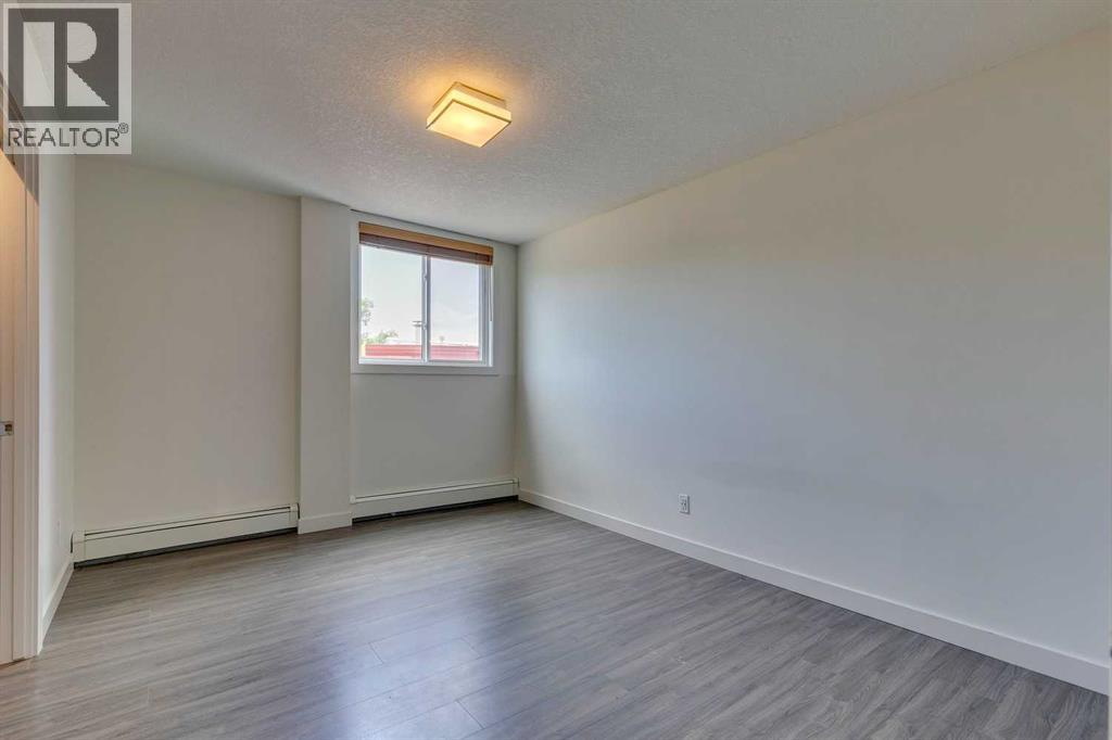 Single Family House for Sale in   Memorial Drive NW Sunnyside Calgary 