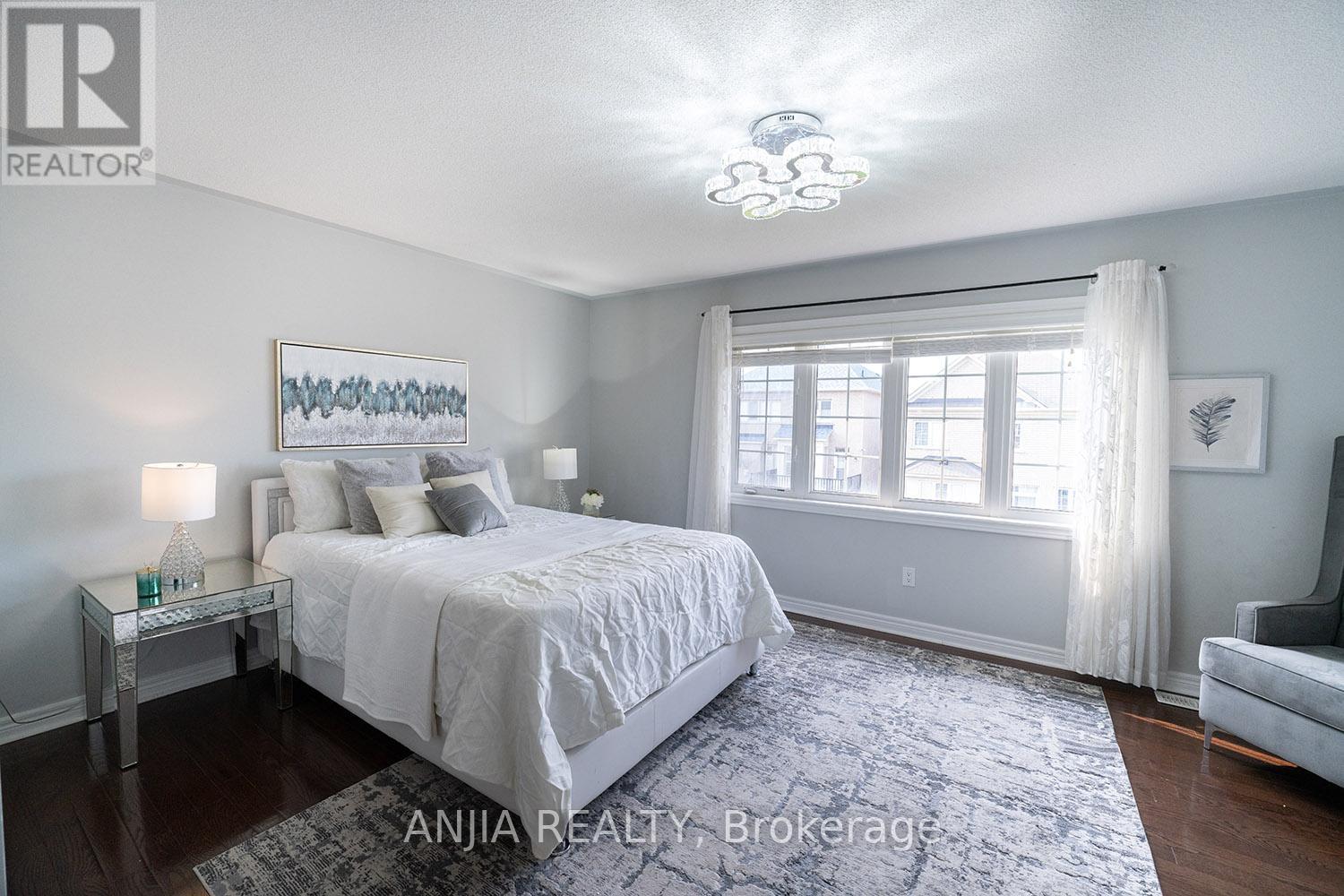 Photo 22 of 68 Lucida Court, Whitchurchstouffville ON