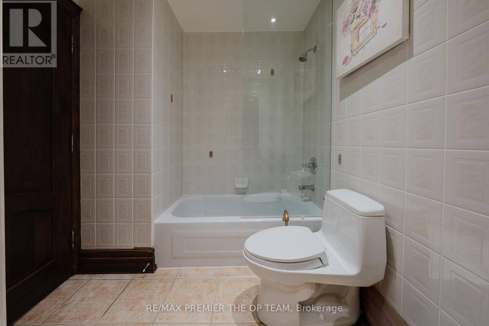 Photo 21 of 321 121 Woodbridge Avenue, Vaughan ON