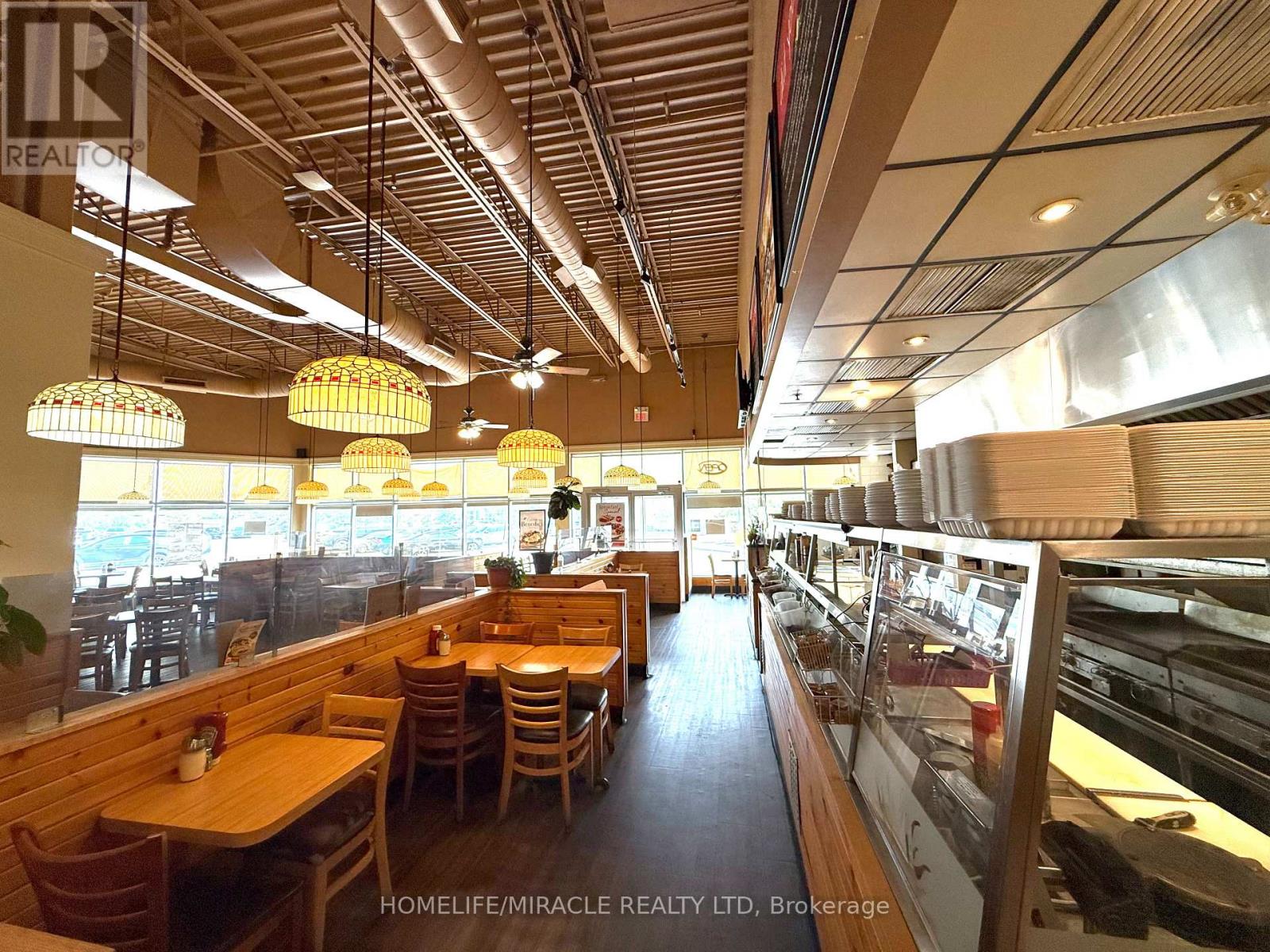 Photo 15 of 8280 Highway 27, Vaughan ON