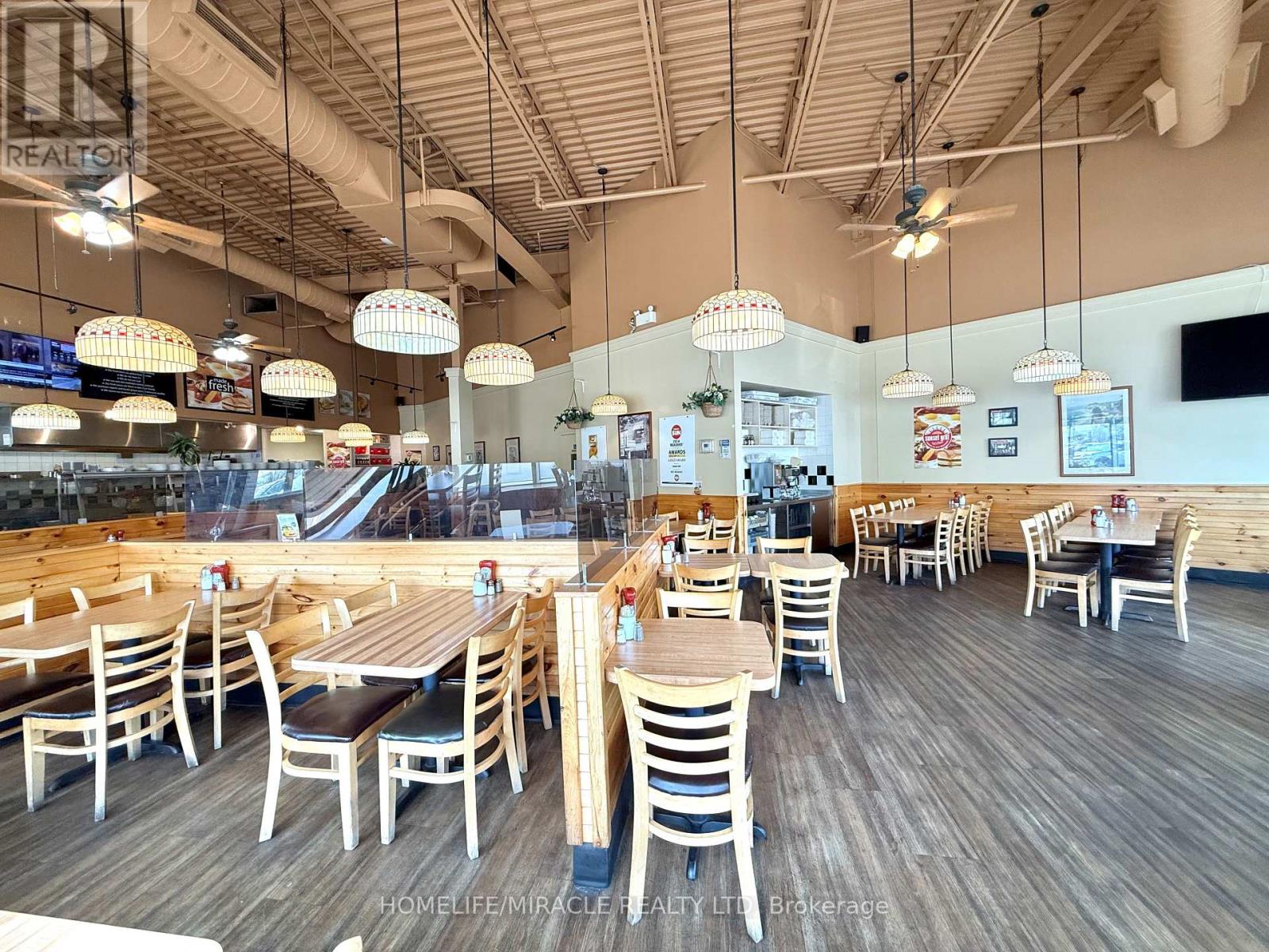 Photo 2 of 8280 Highway 27, Vaughan ON