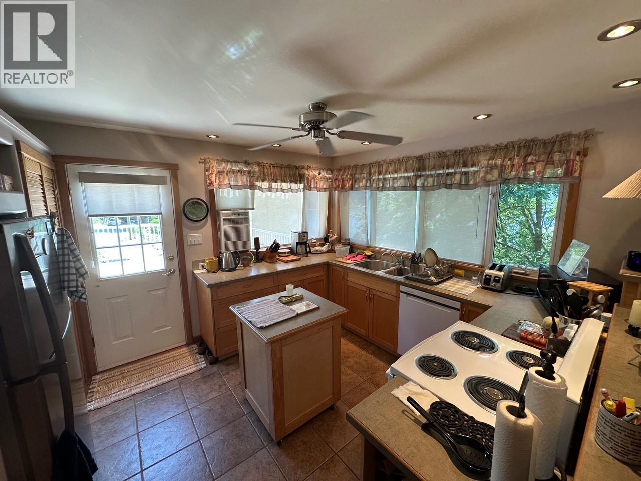 Photo 20 of 1551 Nasookin Road, Nelson BC