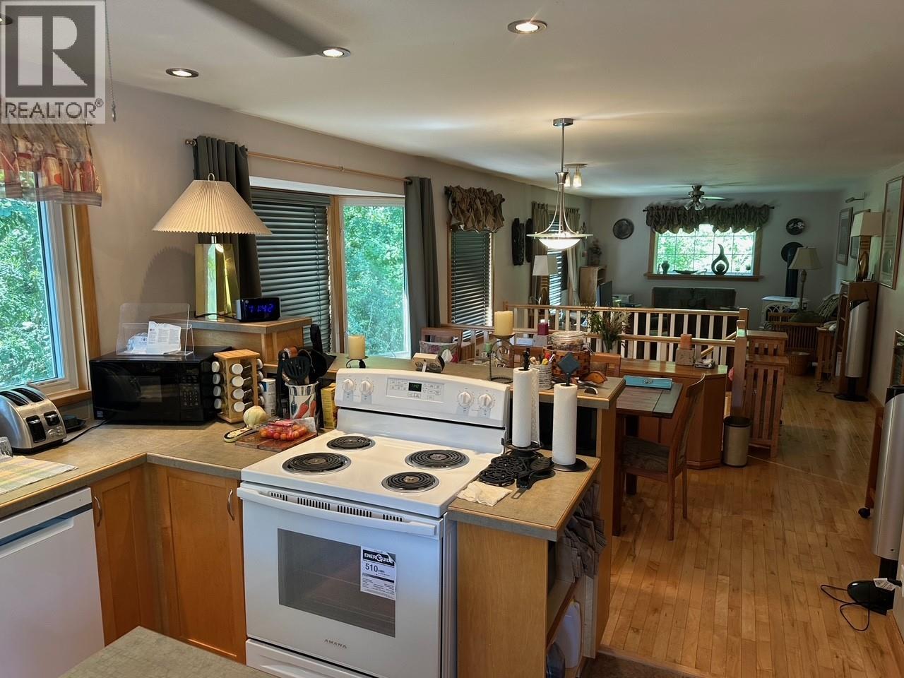 Photo 21 of 1551 Nasookin Road, Nelson BC