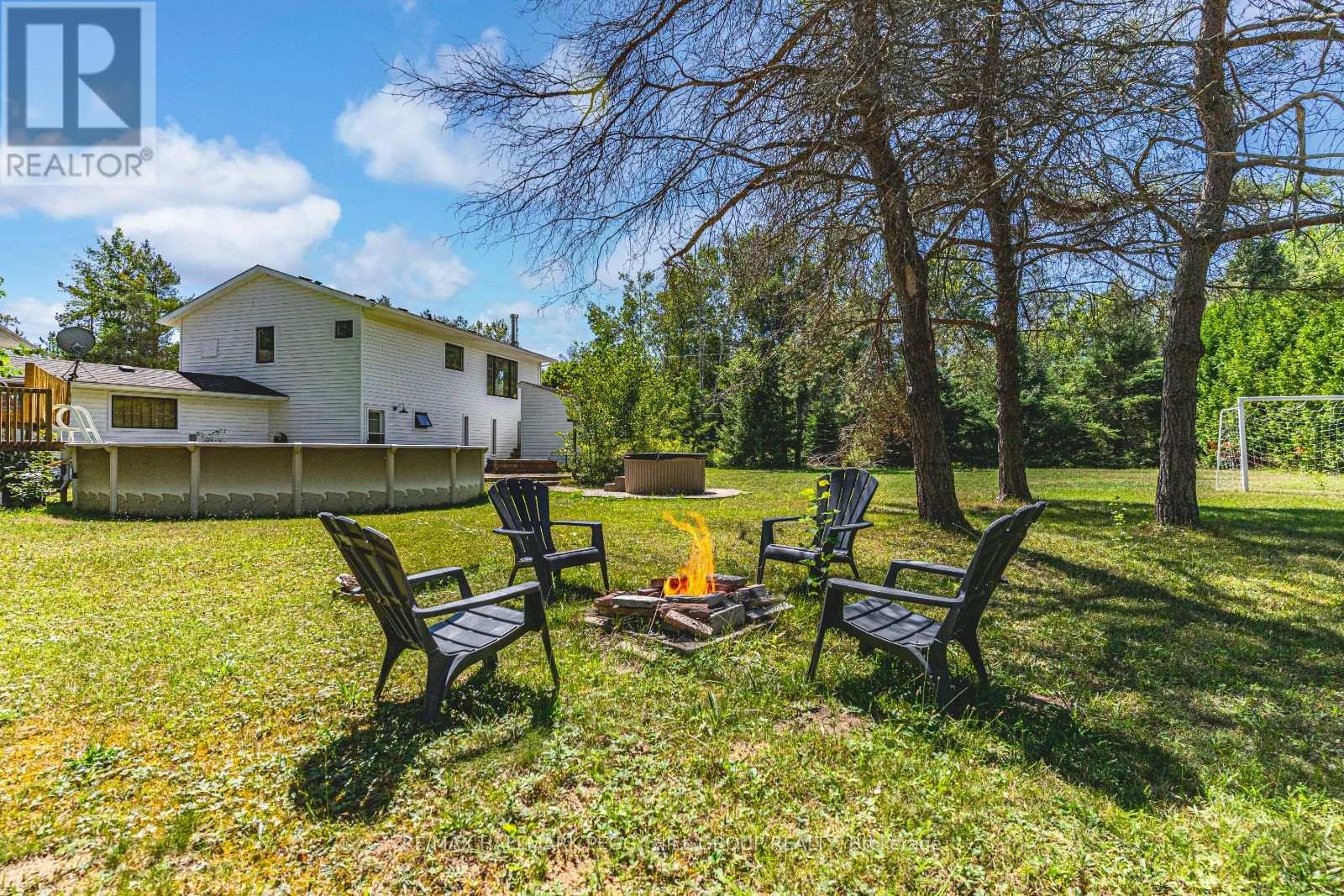 Photo 25 of 20 Hillview Crescent, Springwater ON