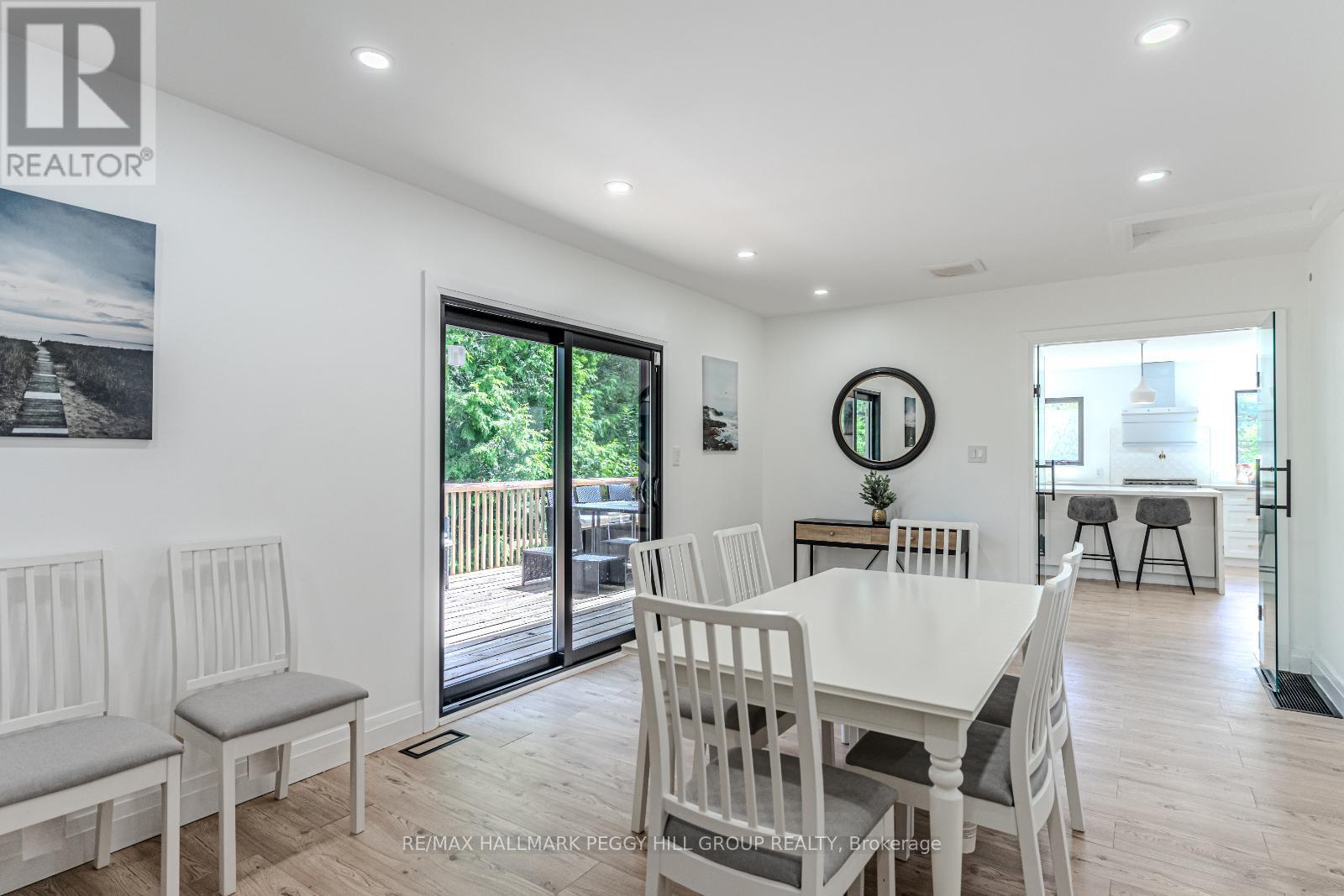 Photo 7 of 20 Hillview Crescent, Springwater ON