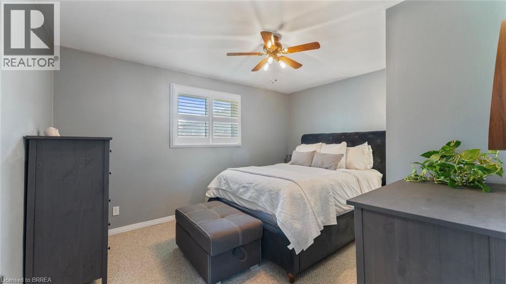Photo 16 of 11 Andrew Street, St George ON