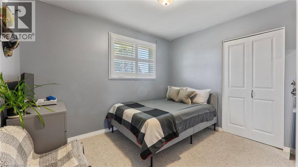 Photo 17 of 11 Andrew Street, St George ON