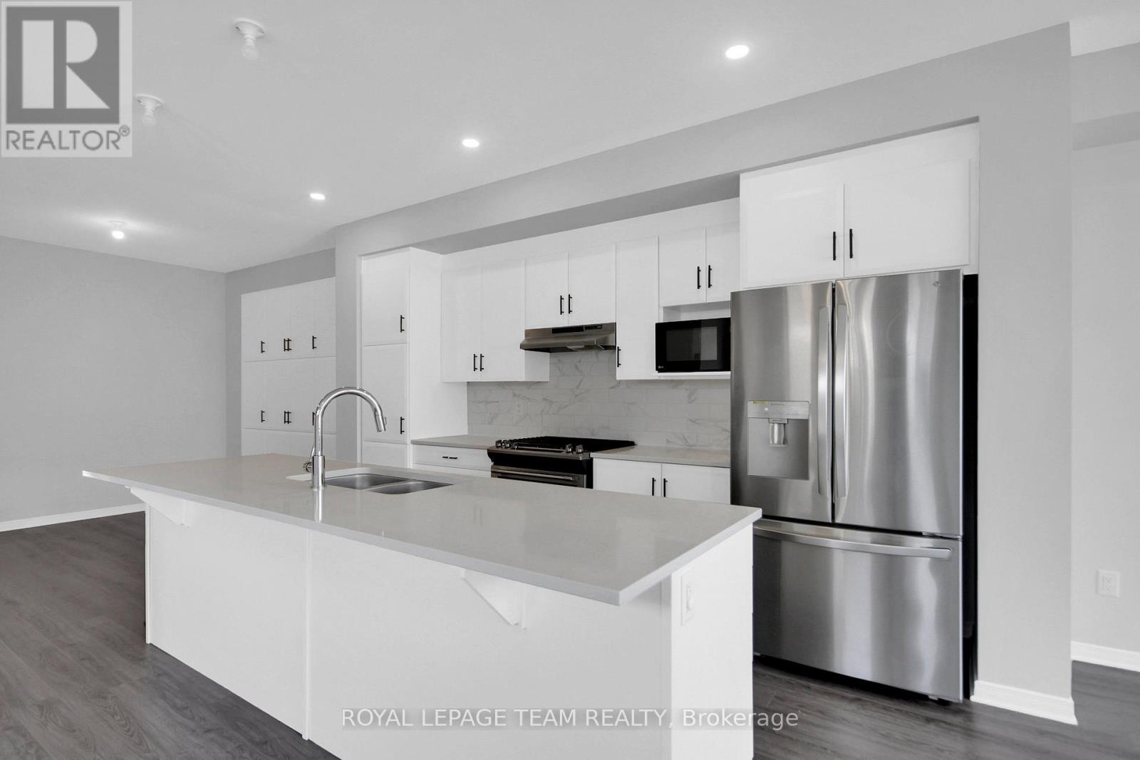 Photo 11 of 343 Cope Drive, Ottawa ON