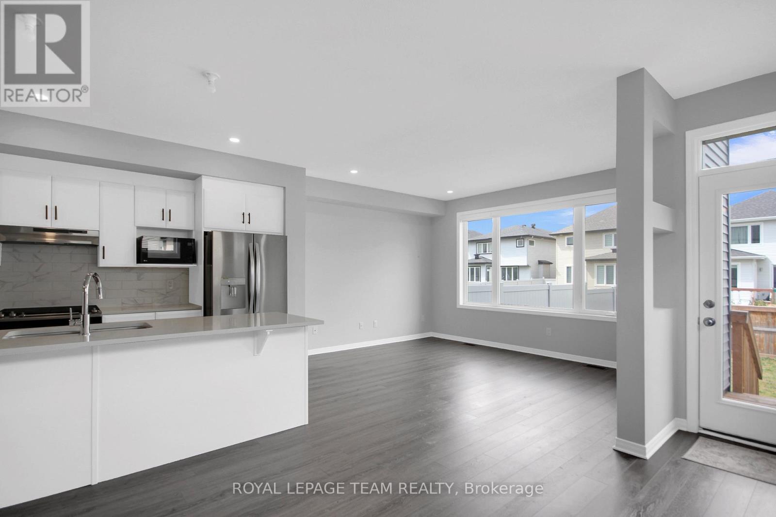 Photo 15 of 343 Cope Drive, Ottawa ON
