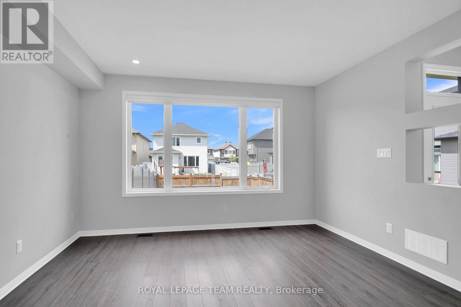 Photo 16 of 343 Cope Drive, Ottawa ON
