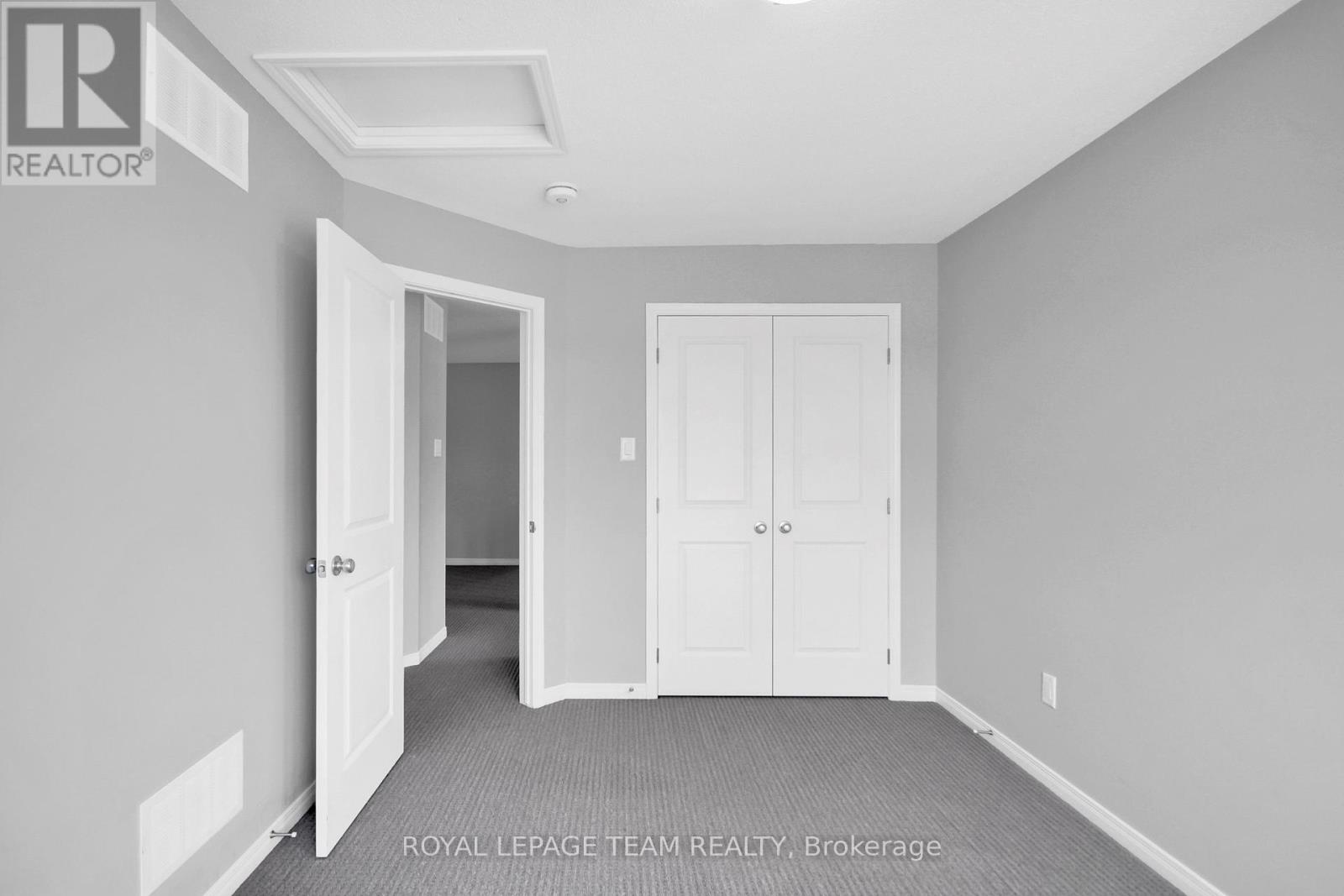 Photo 35 of 343 Cope Drive, Ottawa ON