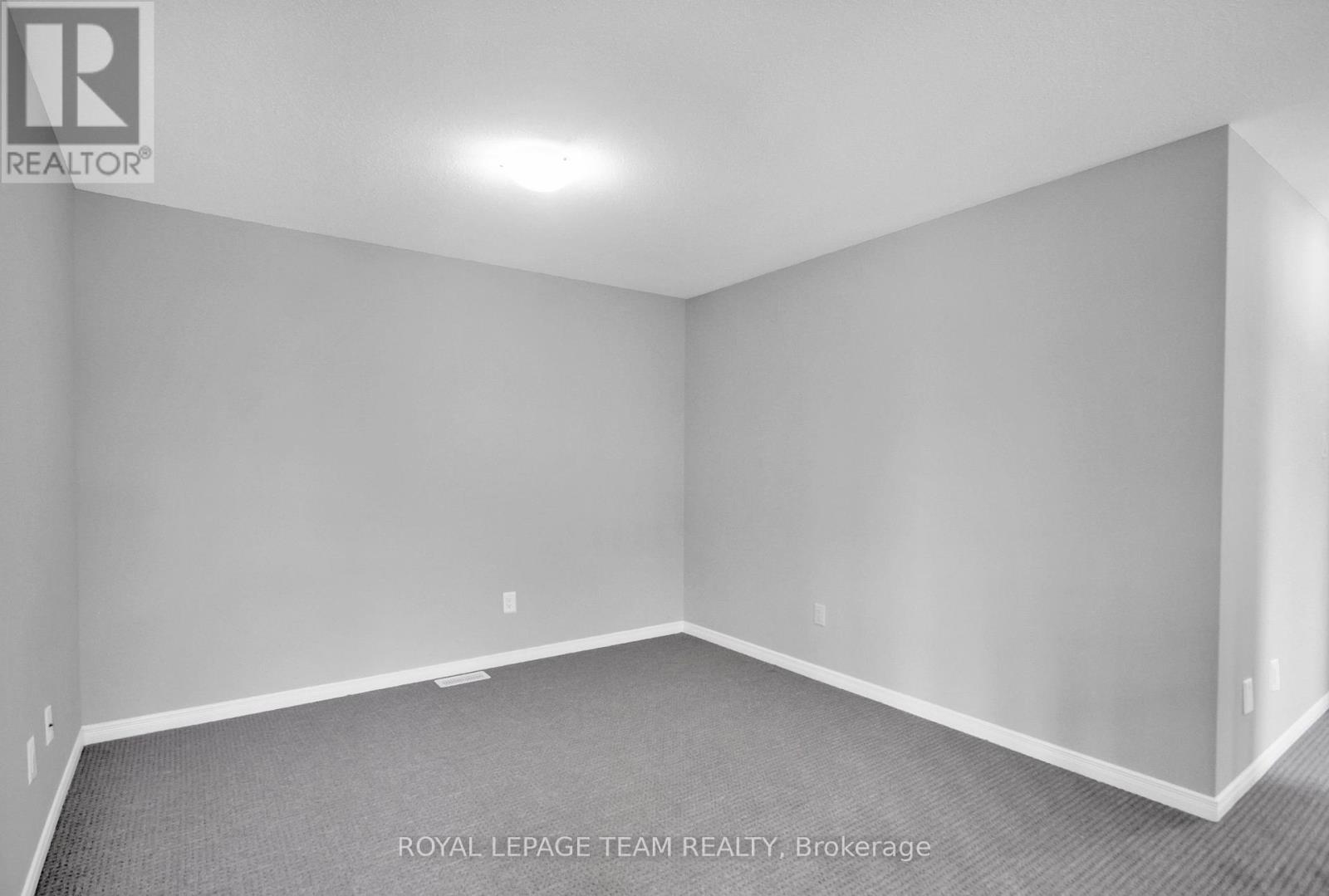 Photo 37 of 343 Cope Drive, Ottawa ON