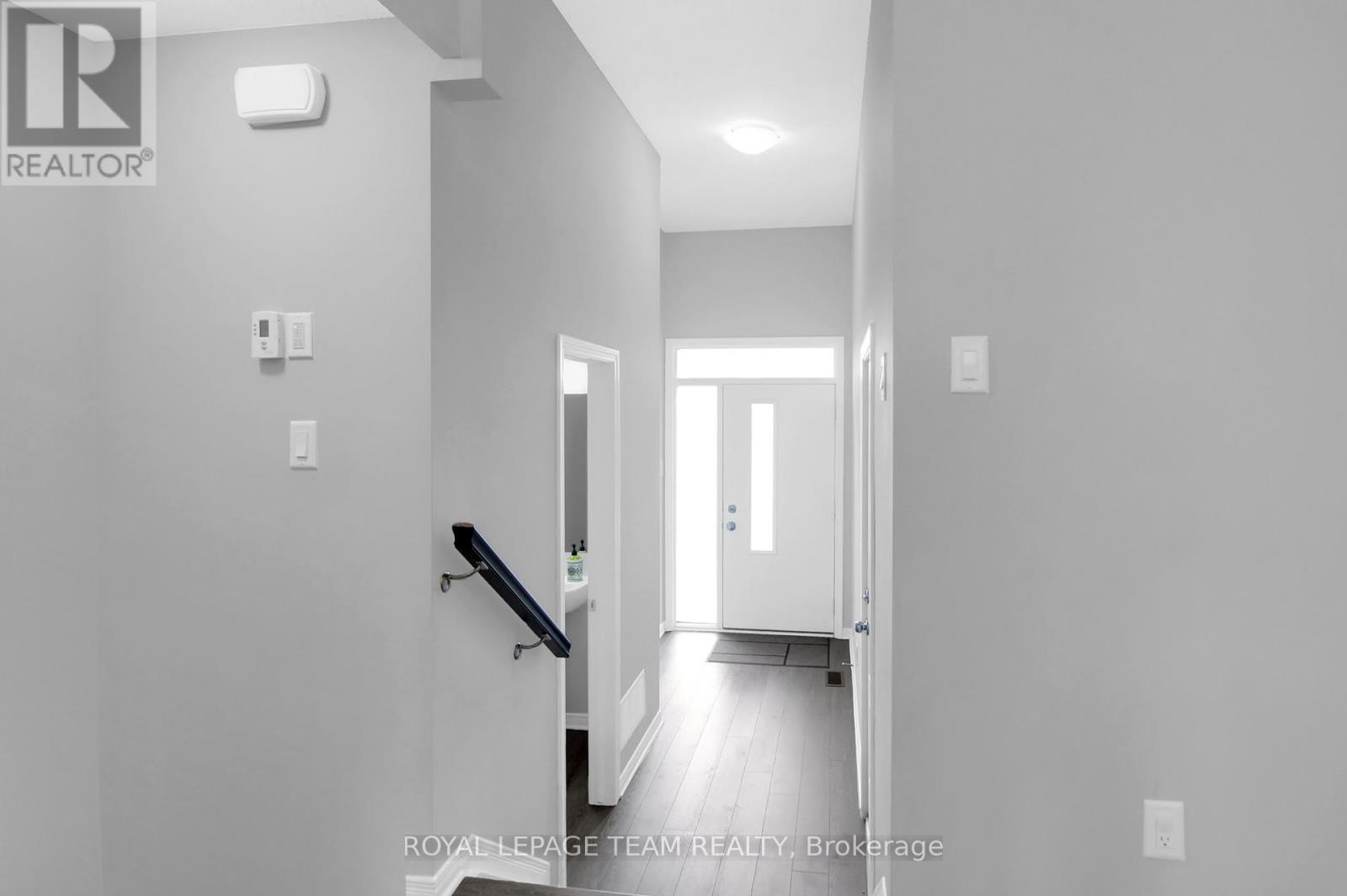 Photo 7 of 343 Cope Drive, Ottawa ON