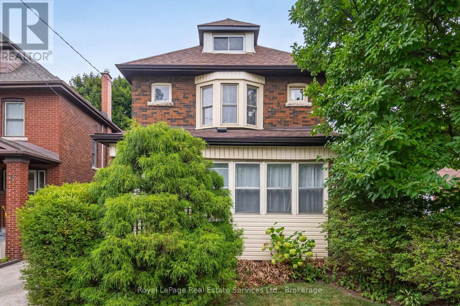 Photo 1 of 21 Paisley Avenue S, Hamilton ON