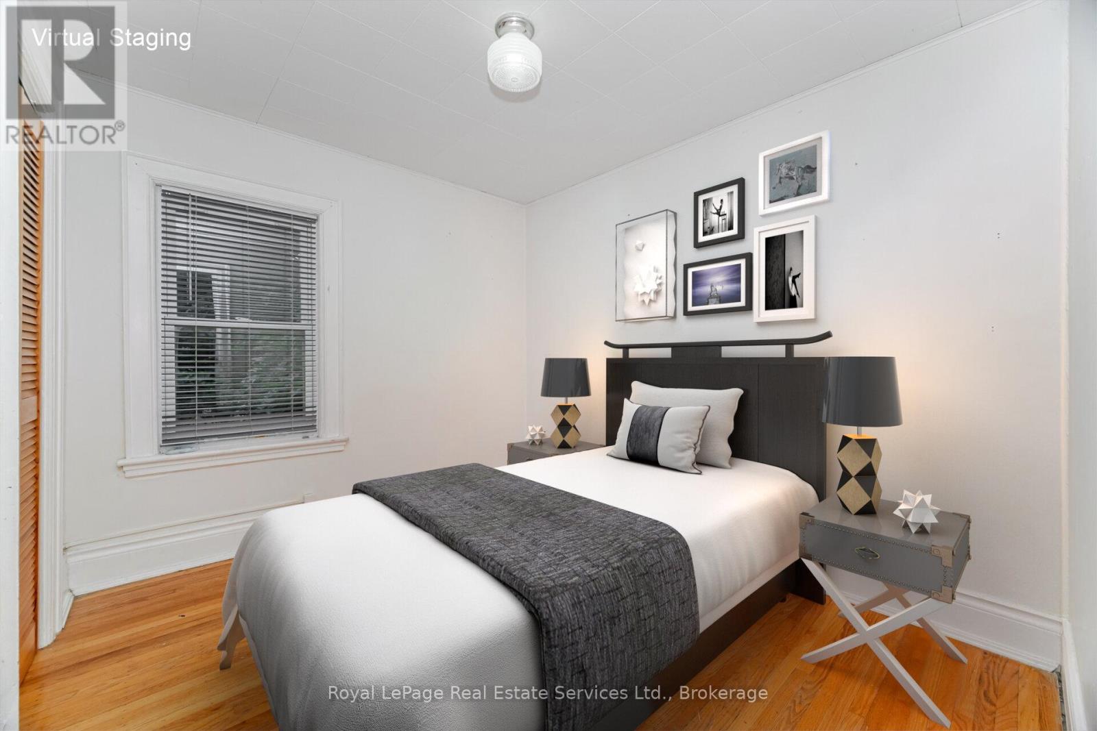 Photo 23 of 21 Paisley Avenue S, Hamilton ON