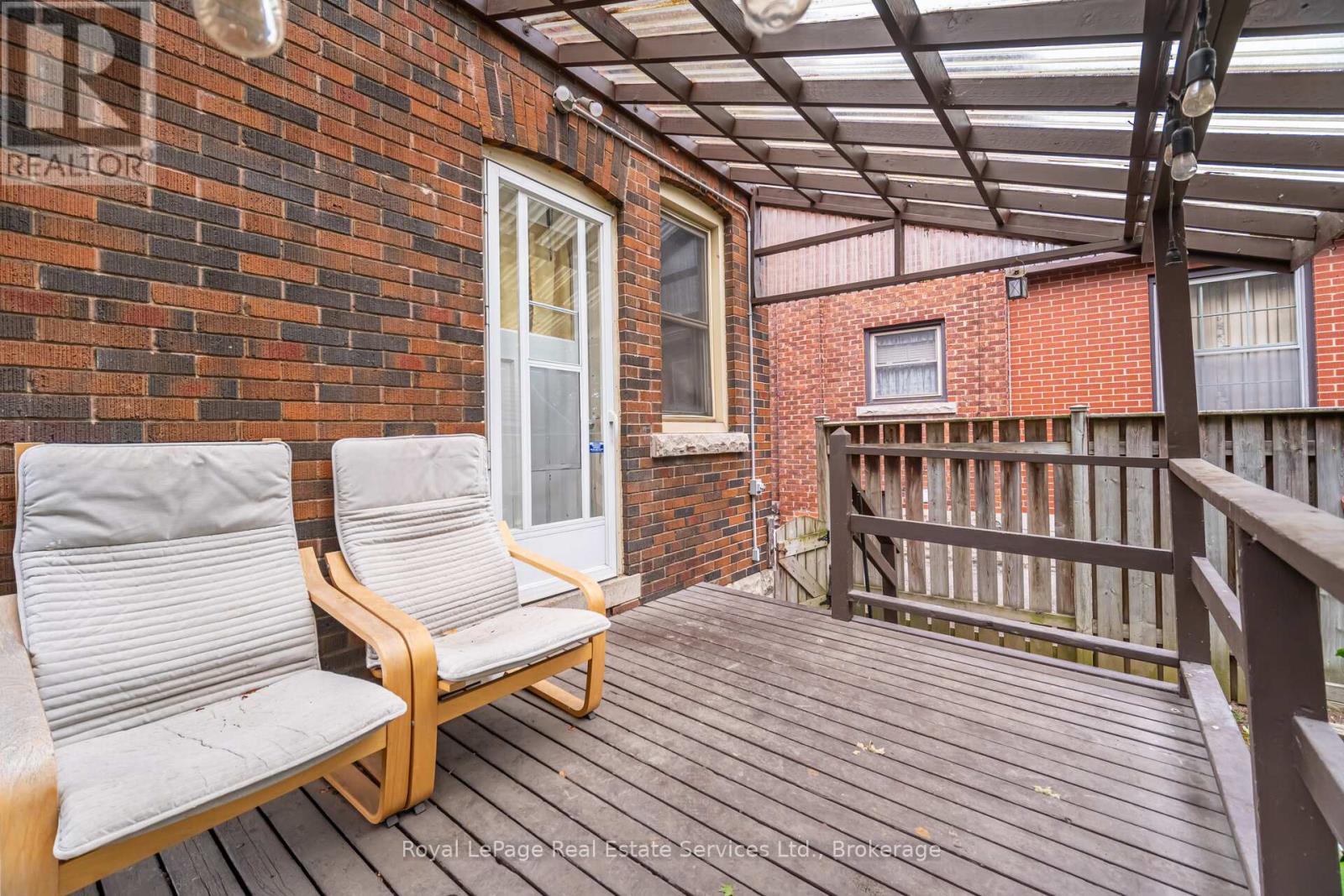 Photo 36 of 21 Paisley Avenue S, Hamilton ON