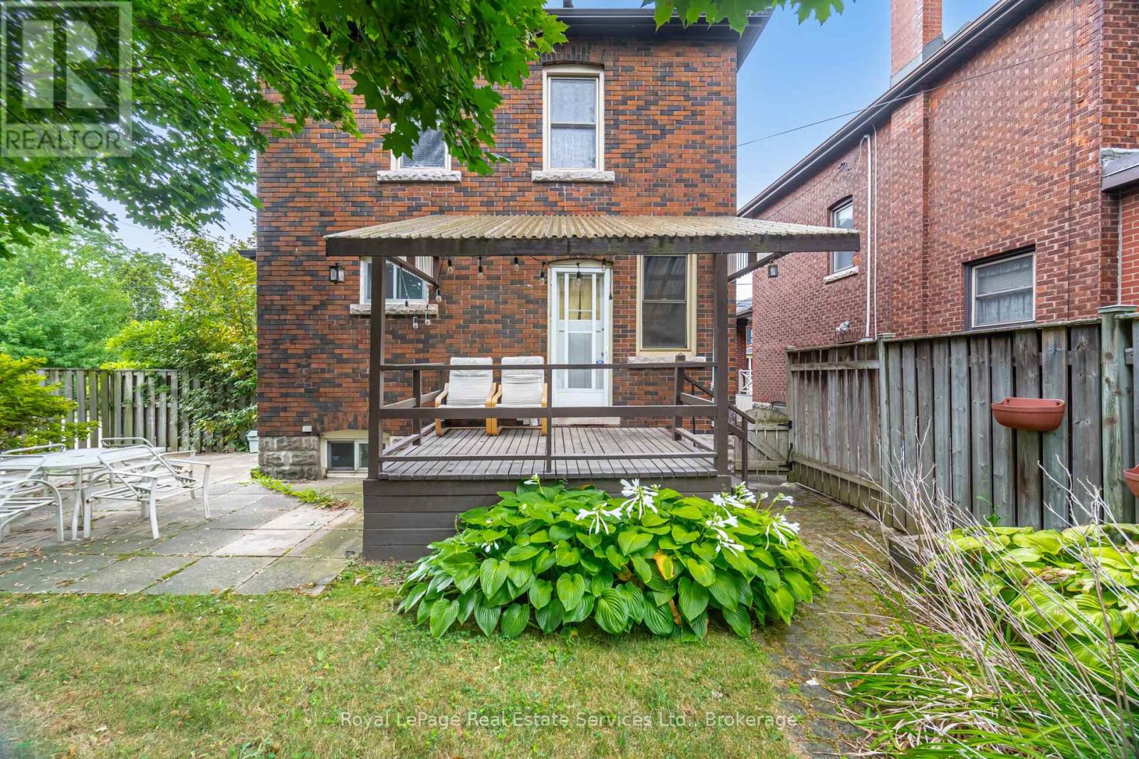 Photo 37 of 21 Paisley Avenue S, Hamilton ON