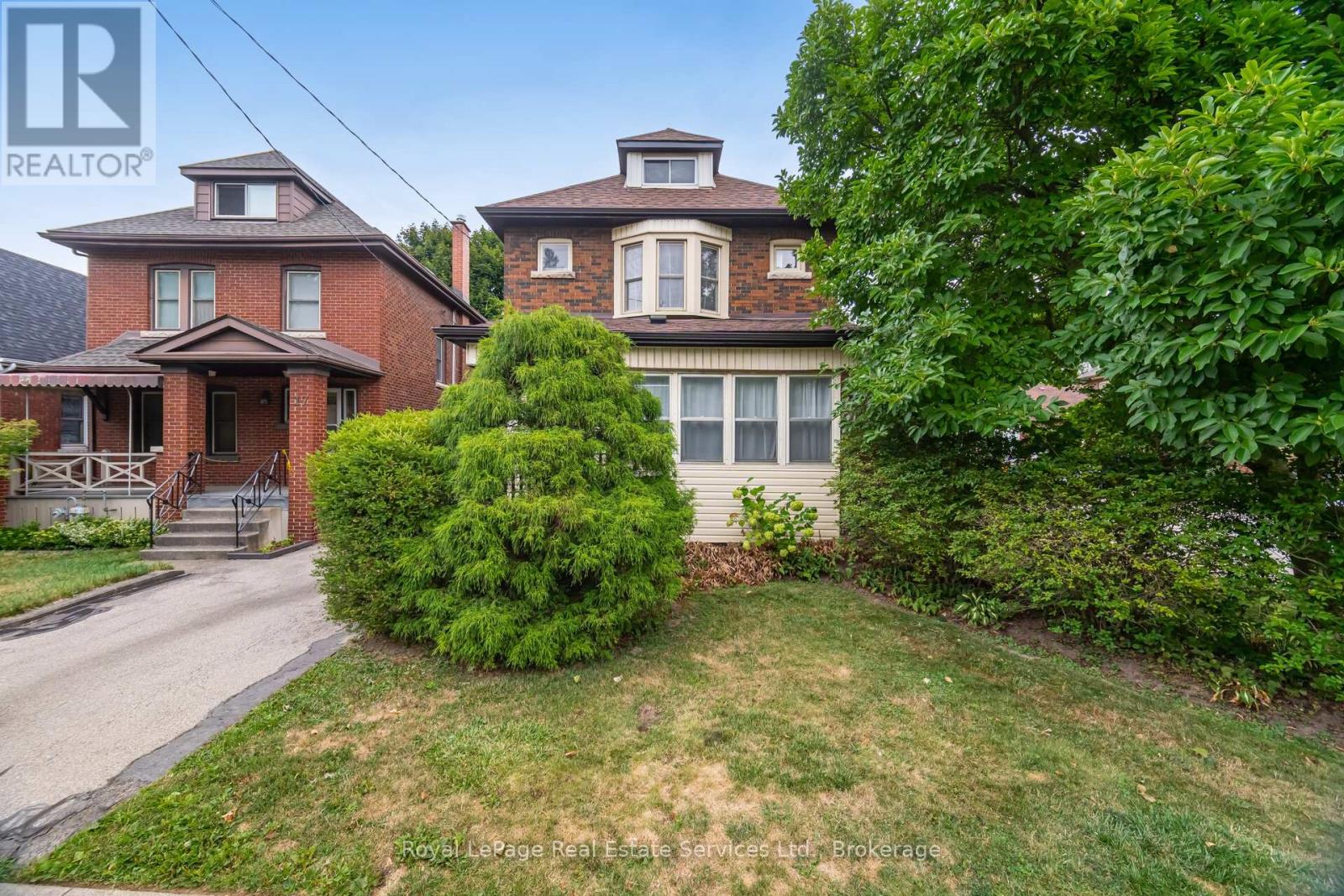 Photo 46 of 21 Paisley Avenue S, Hamilton ON
