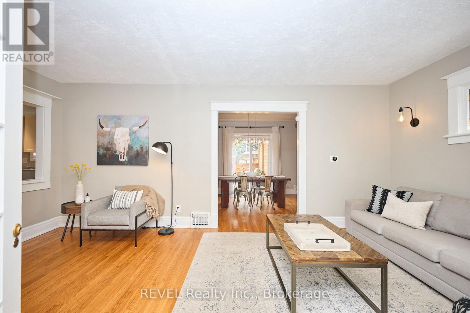 Photo 22 of 5849 Symmes Street, Niagara Falls ON