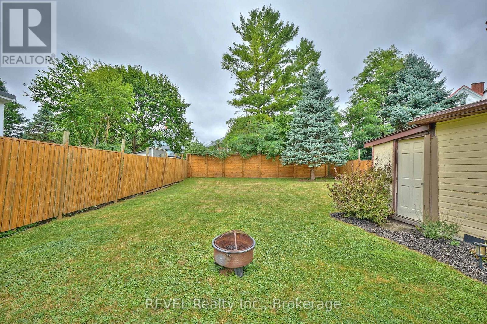 Photo 43 of 5849 Symmes Street, Niagara Falls ON
