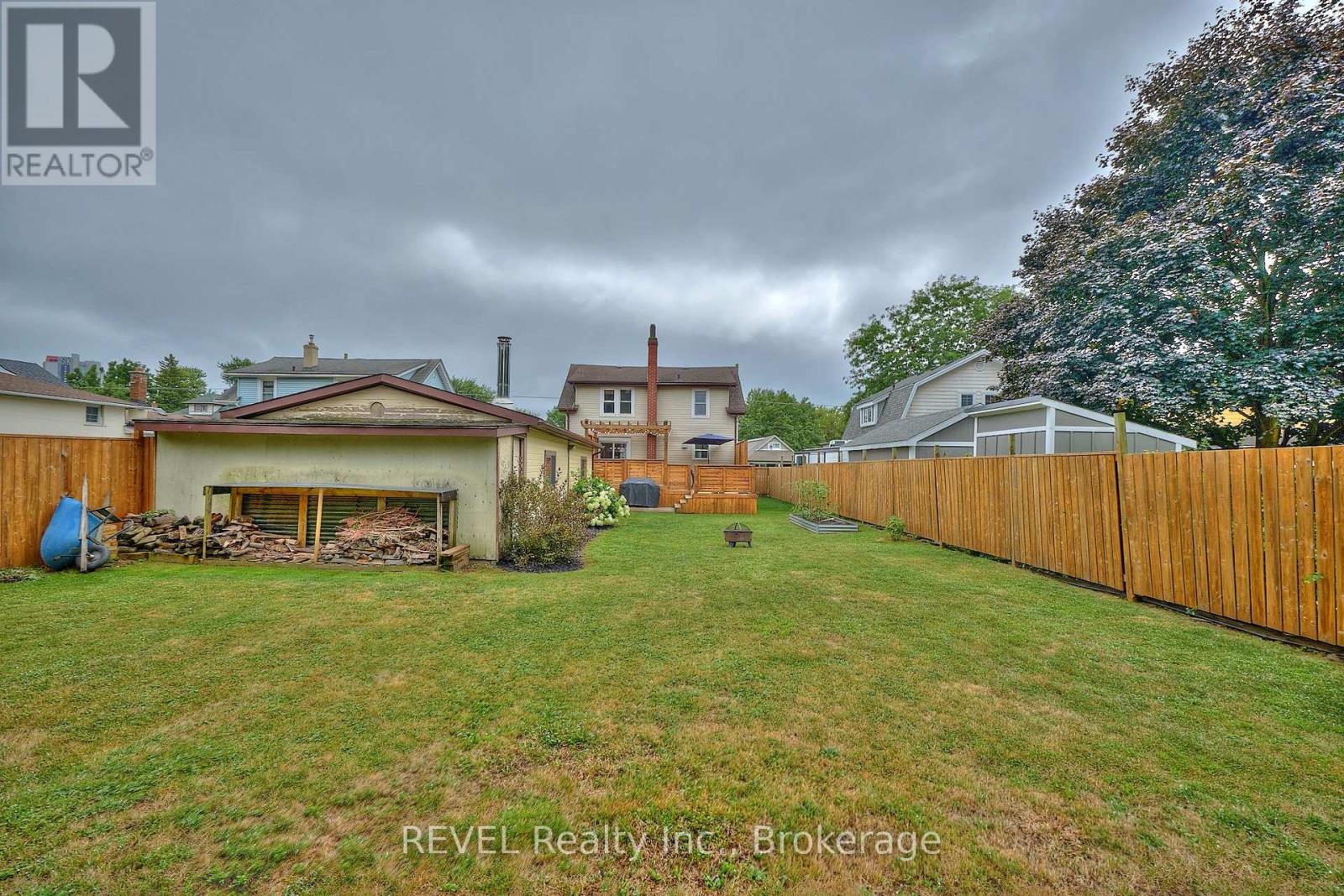 Photo 45 of 5849 Symmes Street, Niagara Falls ON