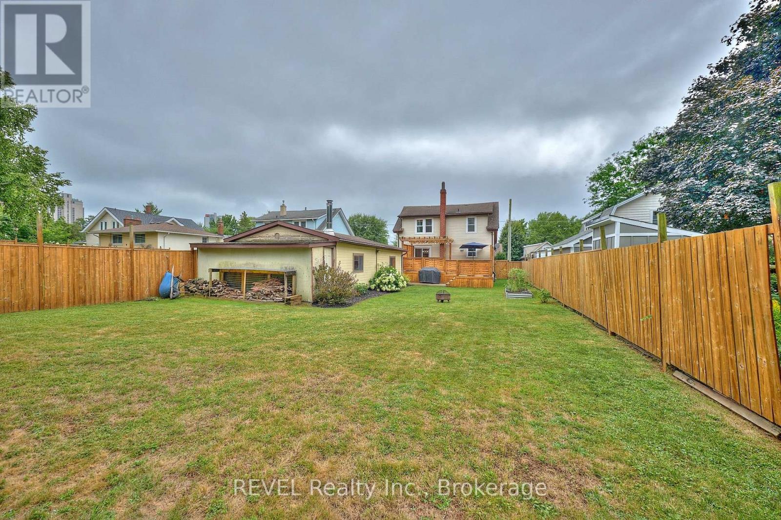 Photo 46 of 5849 Symmes Street, Niagara Falls ON