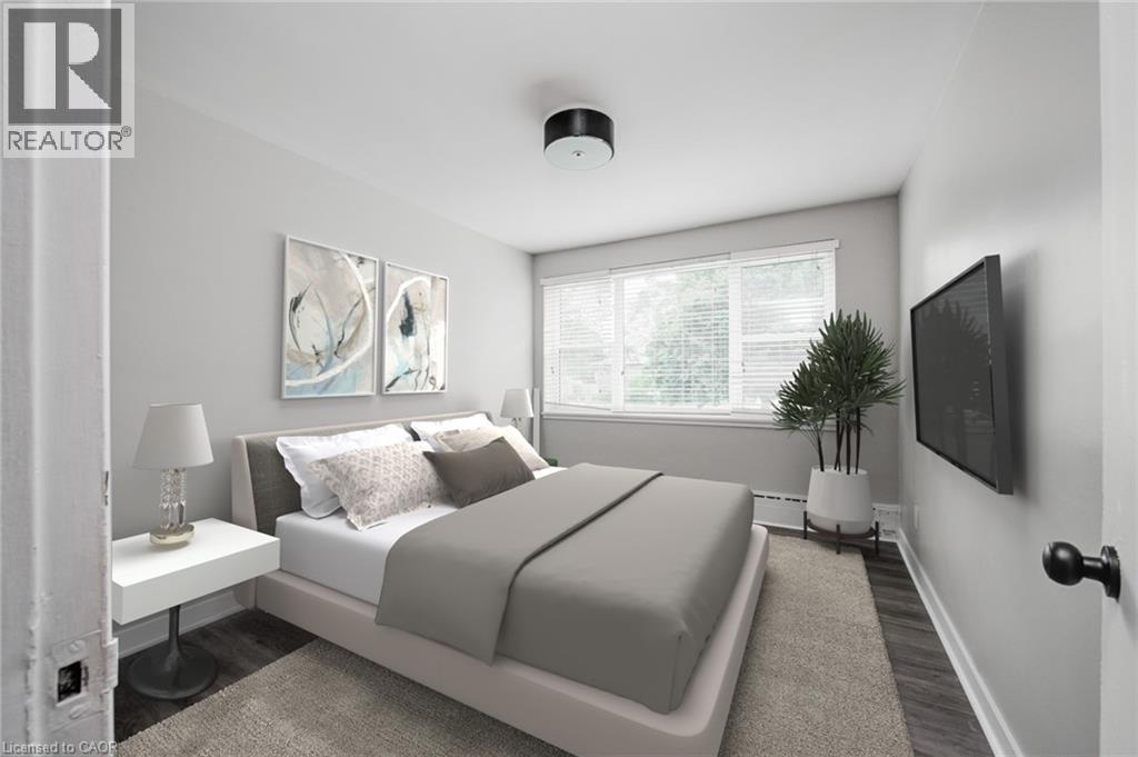 Photo 5 of 2052 Courtland Drive Unit 202, Burlington ON