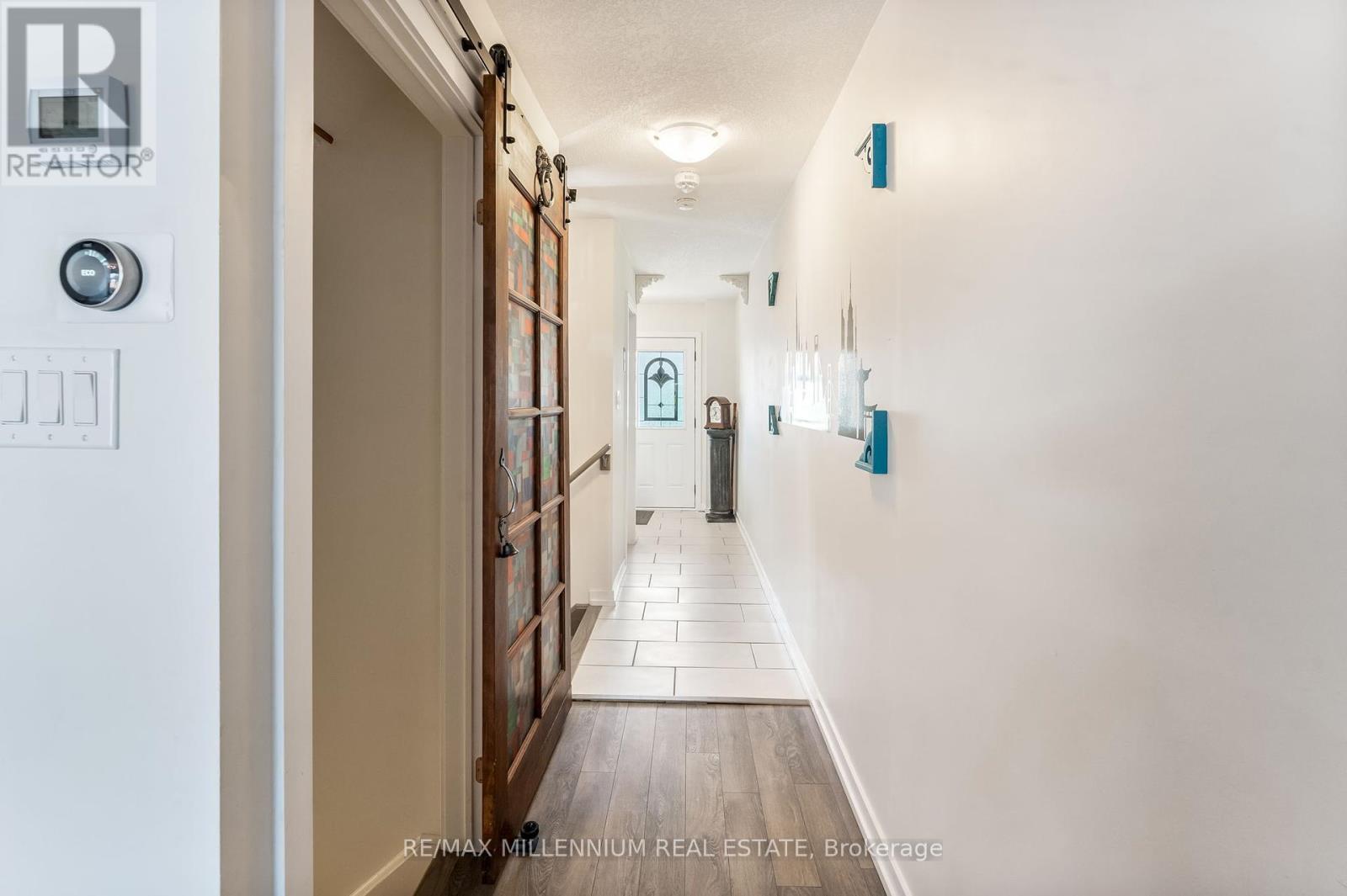 Photo 4 of 494 Queen Mary Drive, Brampton ON