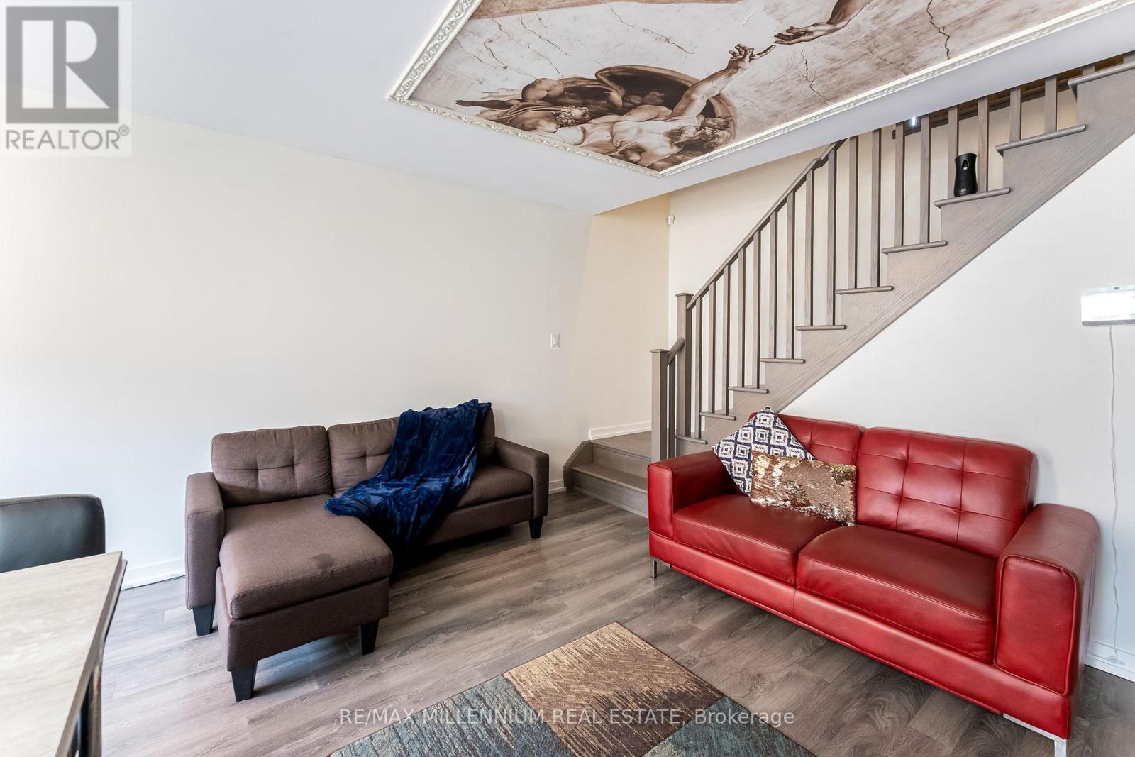 Photo 8 of 494 Queen Mary Drive, Brampton ON