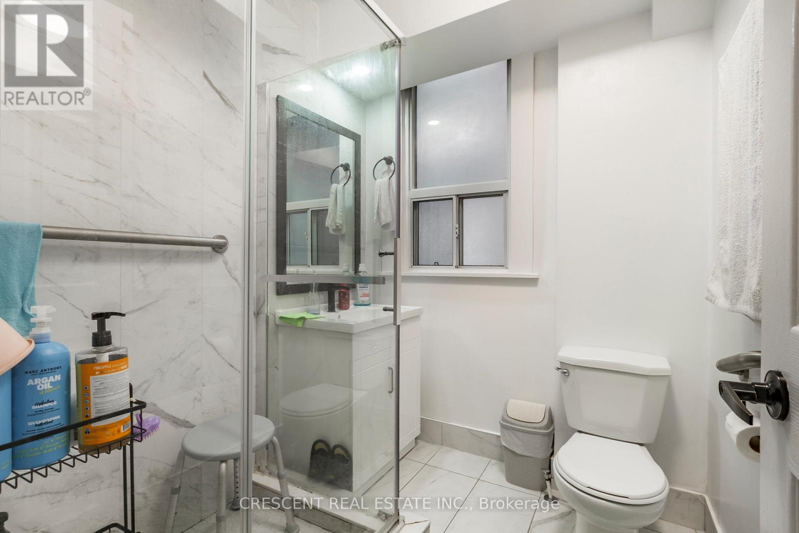Photo 17 of Upper 1409 King Street W, Toronto ON