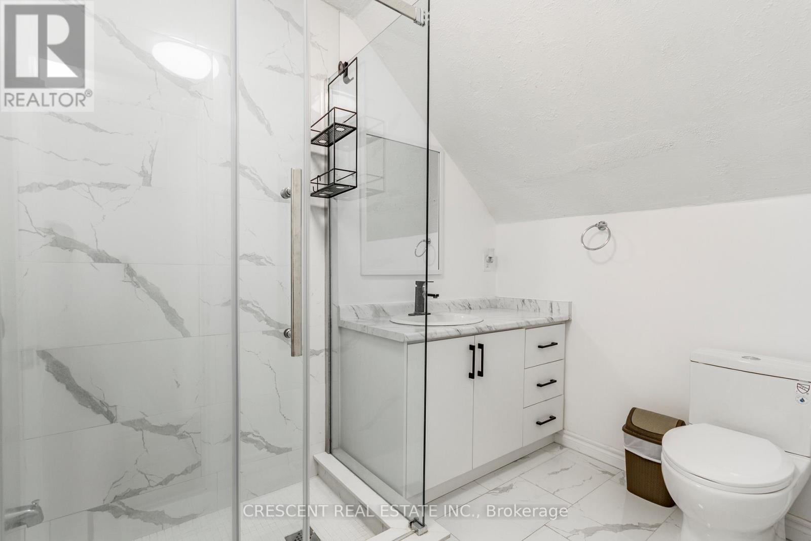 Photo 29 of Upper 1409 King Street W, Toronto ON