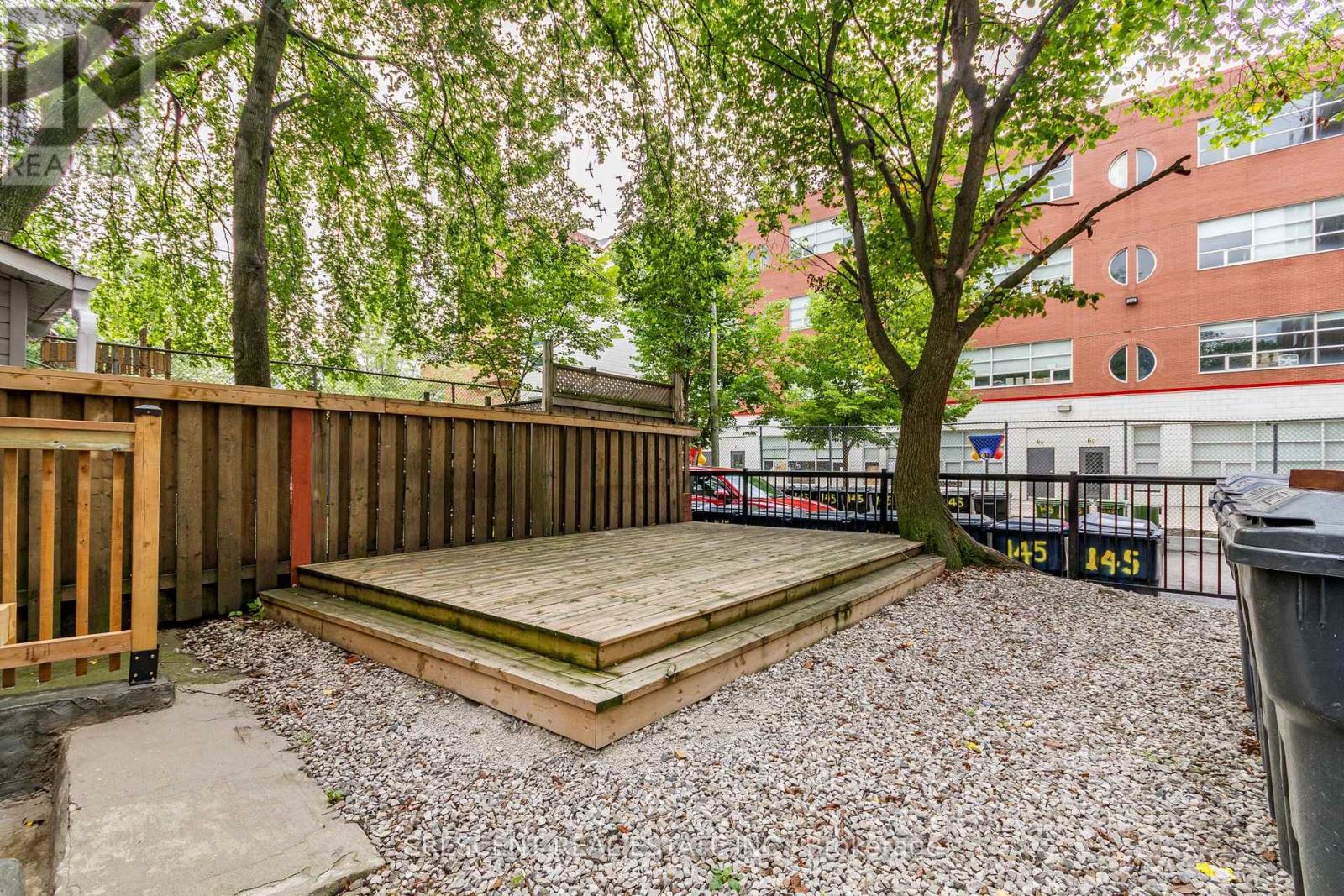 Photo 31 of Upper 1409 King Street W, Toronto ON