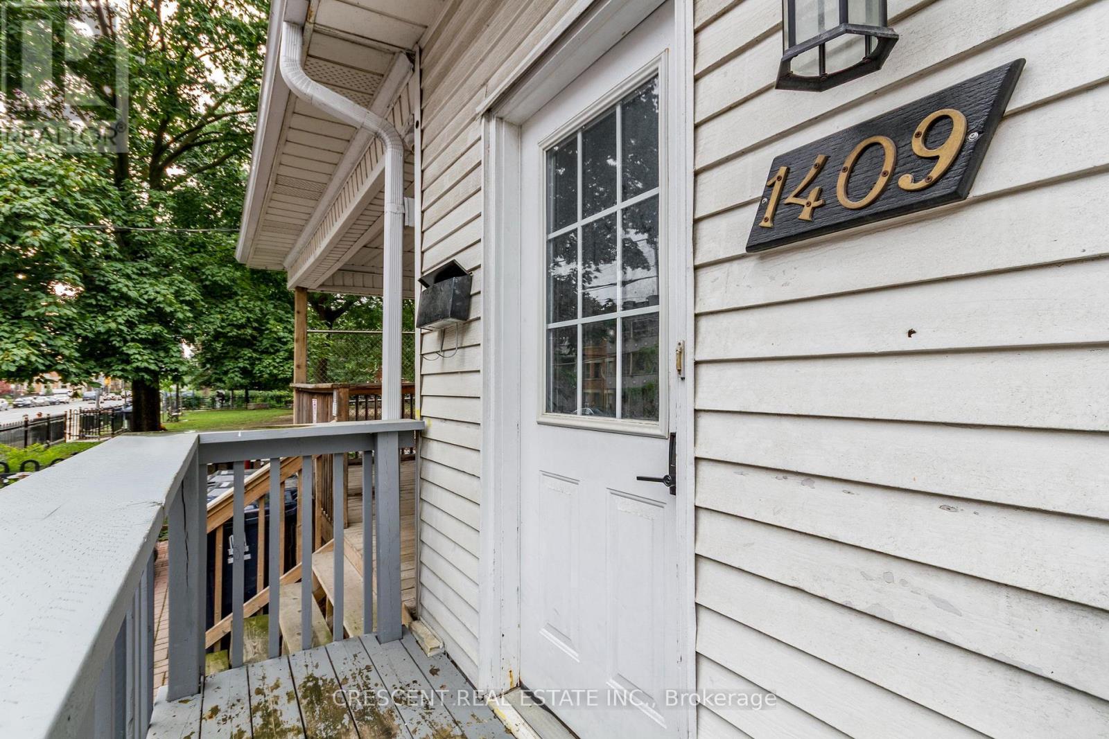 Photo 4 of Upper 1409 King Street W, Toronto ON