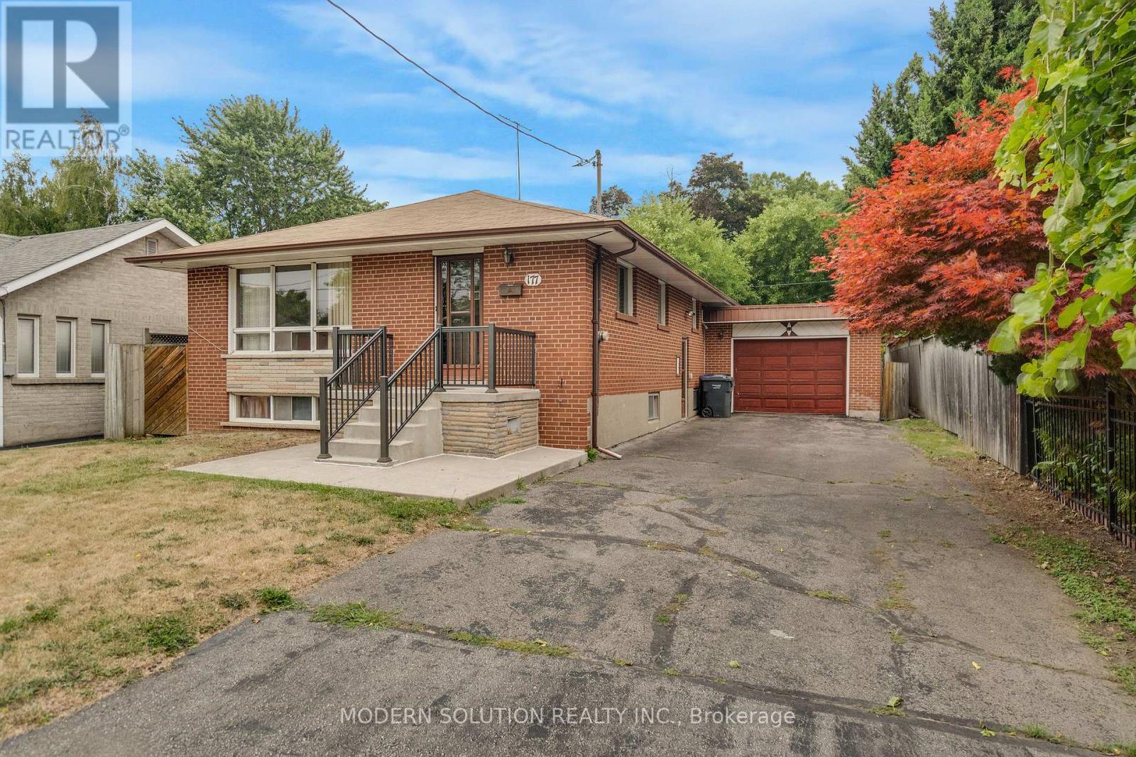 Photo 36 of 177 Eaglewood Boulevard, Mississauga ON