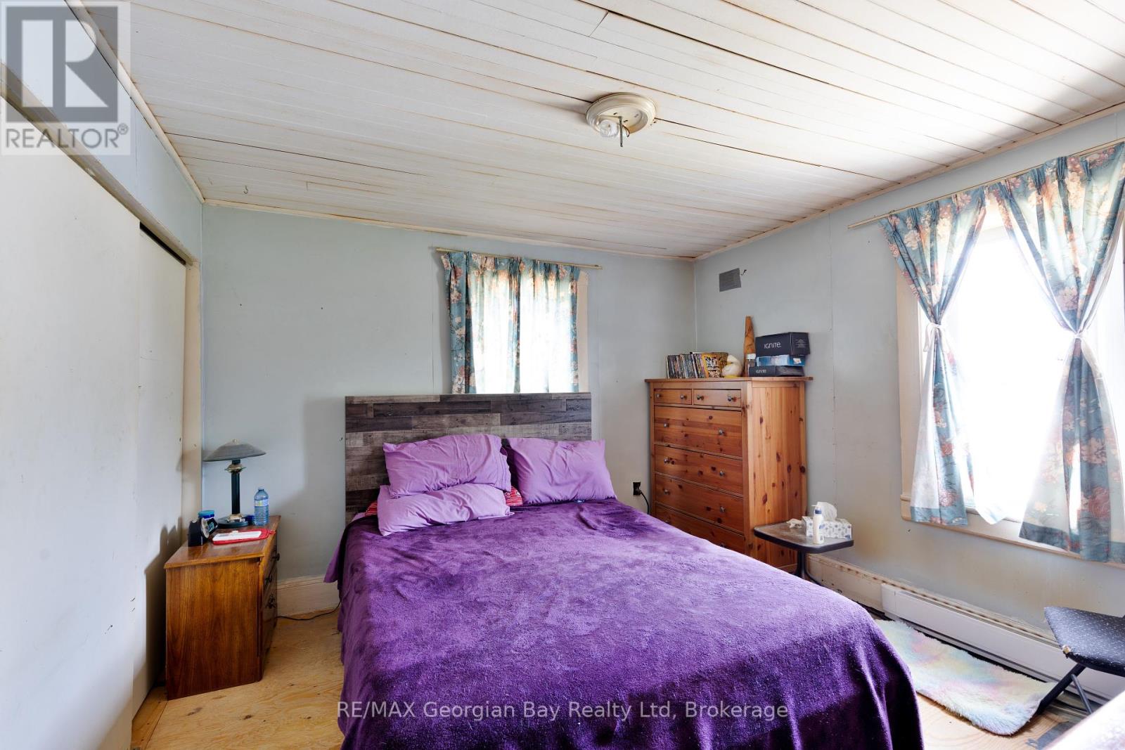 Photo 5 of 461 William Street, Tay ON