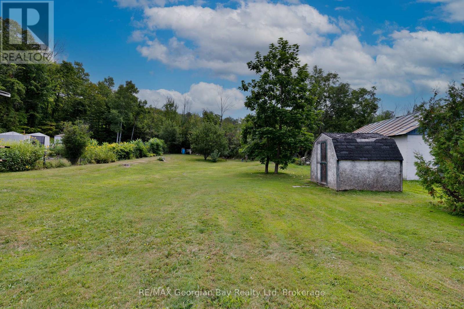 Photo 12 of 461 William Street, Tay ON