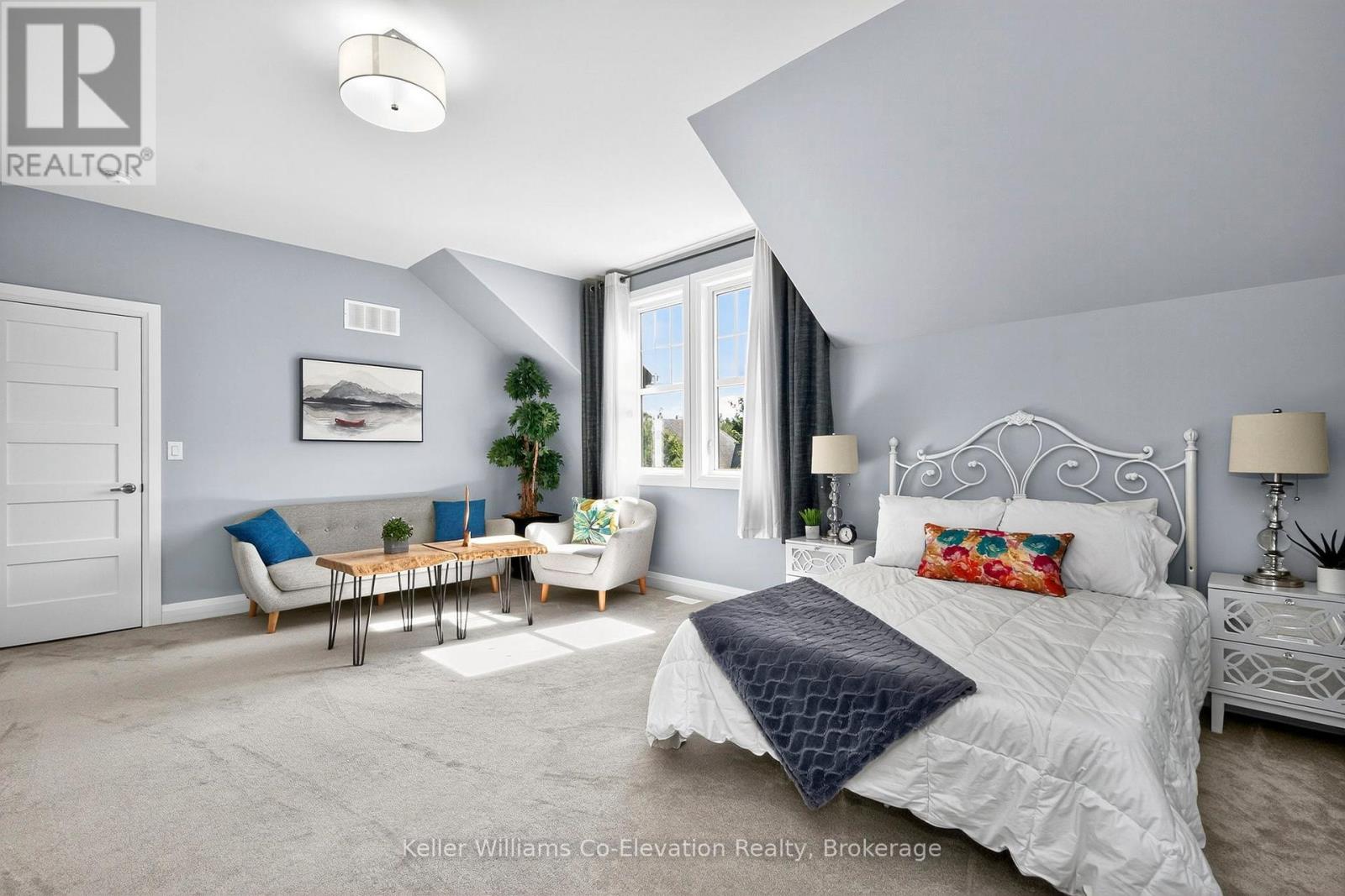 Photo 25 of 16 Ridgewood Court, Oromedonte ON