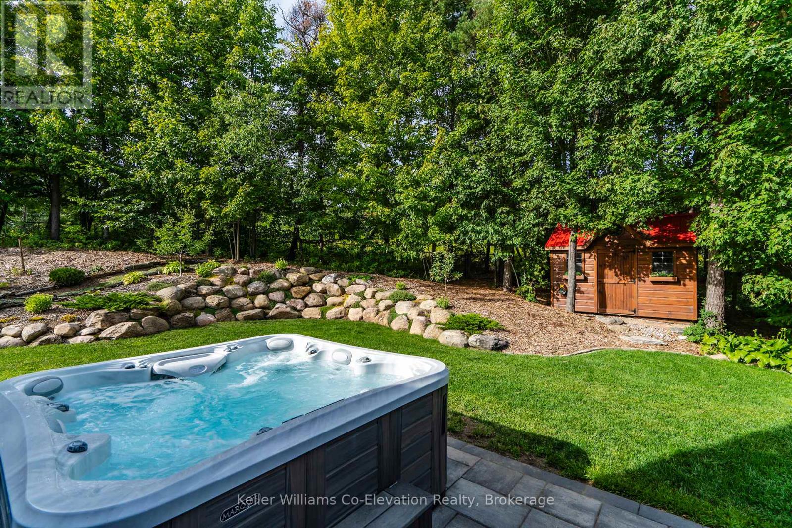 Photo 42 of 16 Ridgewood Court, Oromedonte ON