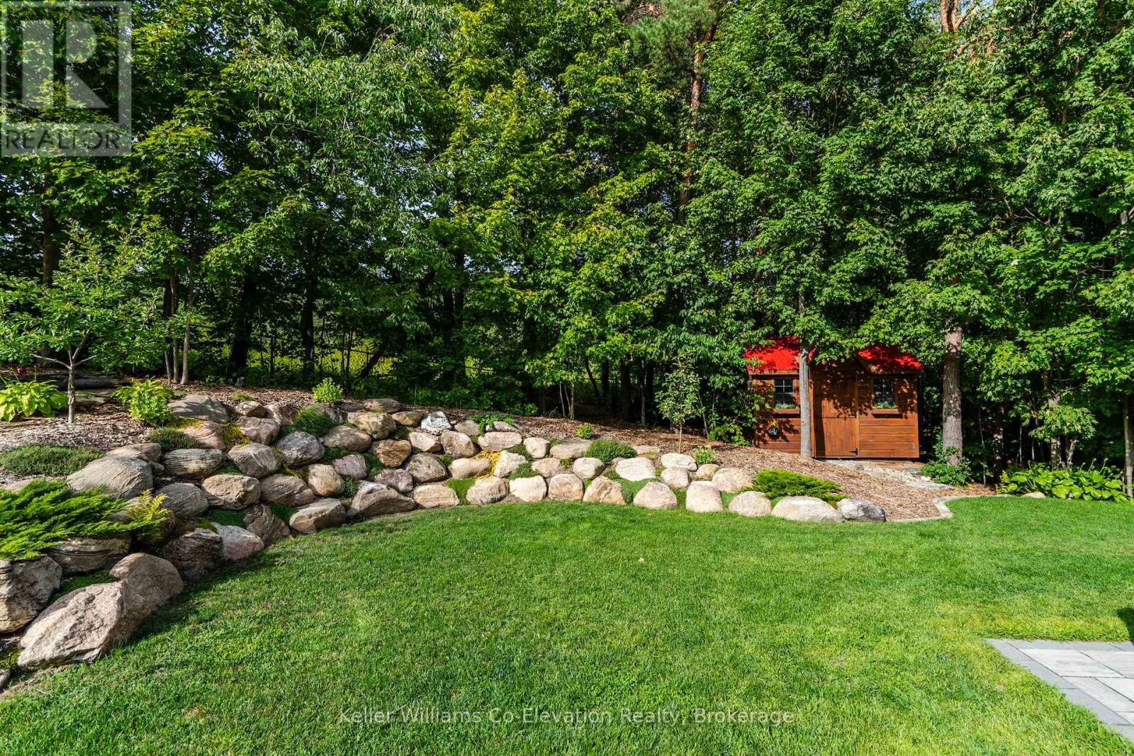 Photo 43 of 16 Ridgewood Court, Oromedonte ON